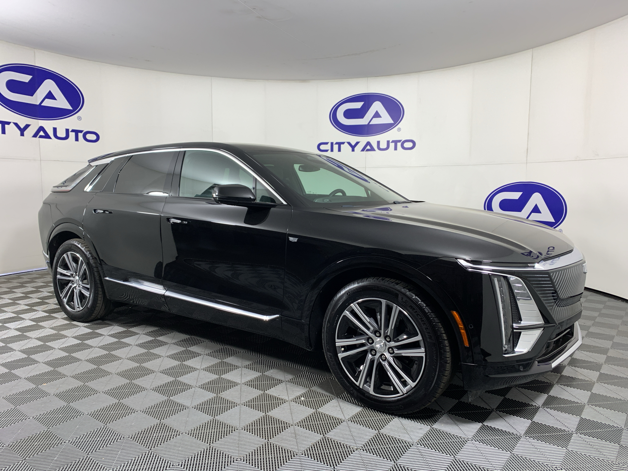 2024 Cadillac LYRIQ