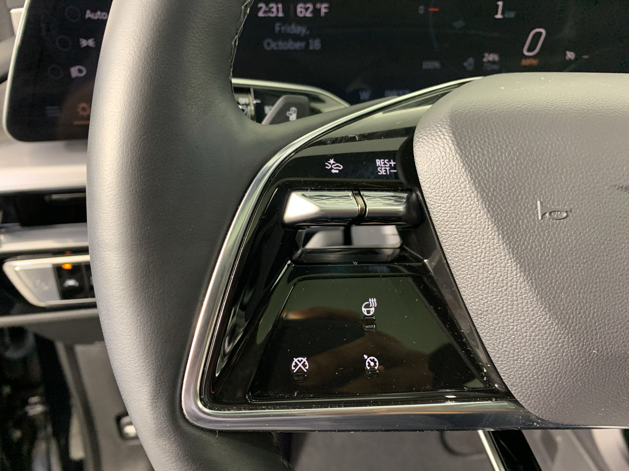 Used 2024 Cadillac Lyriq SUV