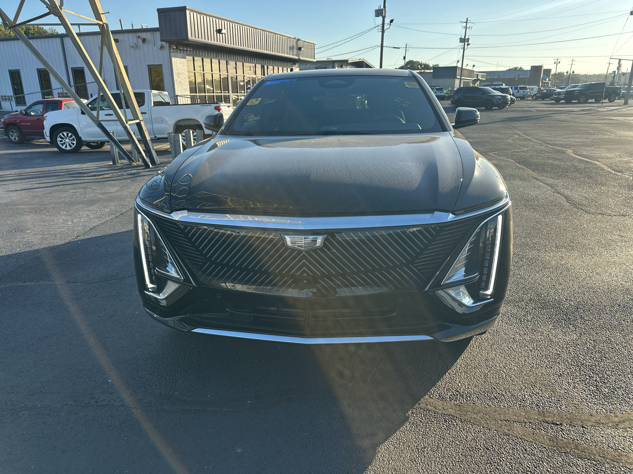 2024 Cadillac LYRIQ Luxury 1