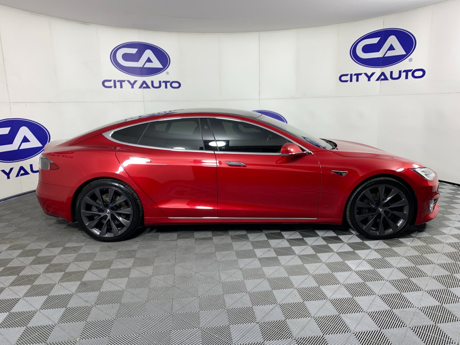 Used 2020 Tesla Model S Hatchback
