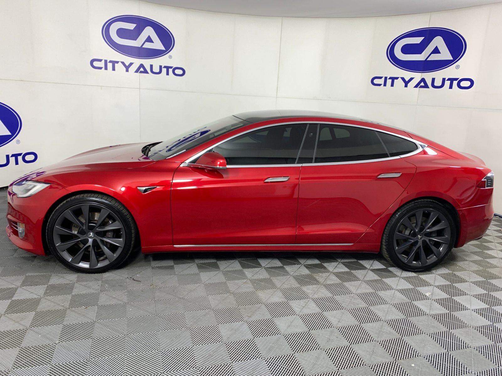 Used 2020 Tesla Model S Hatchback
