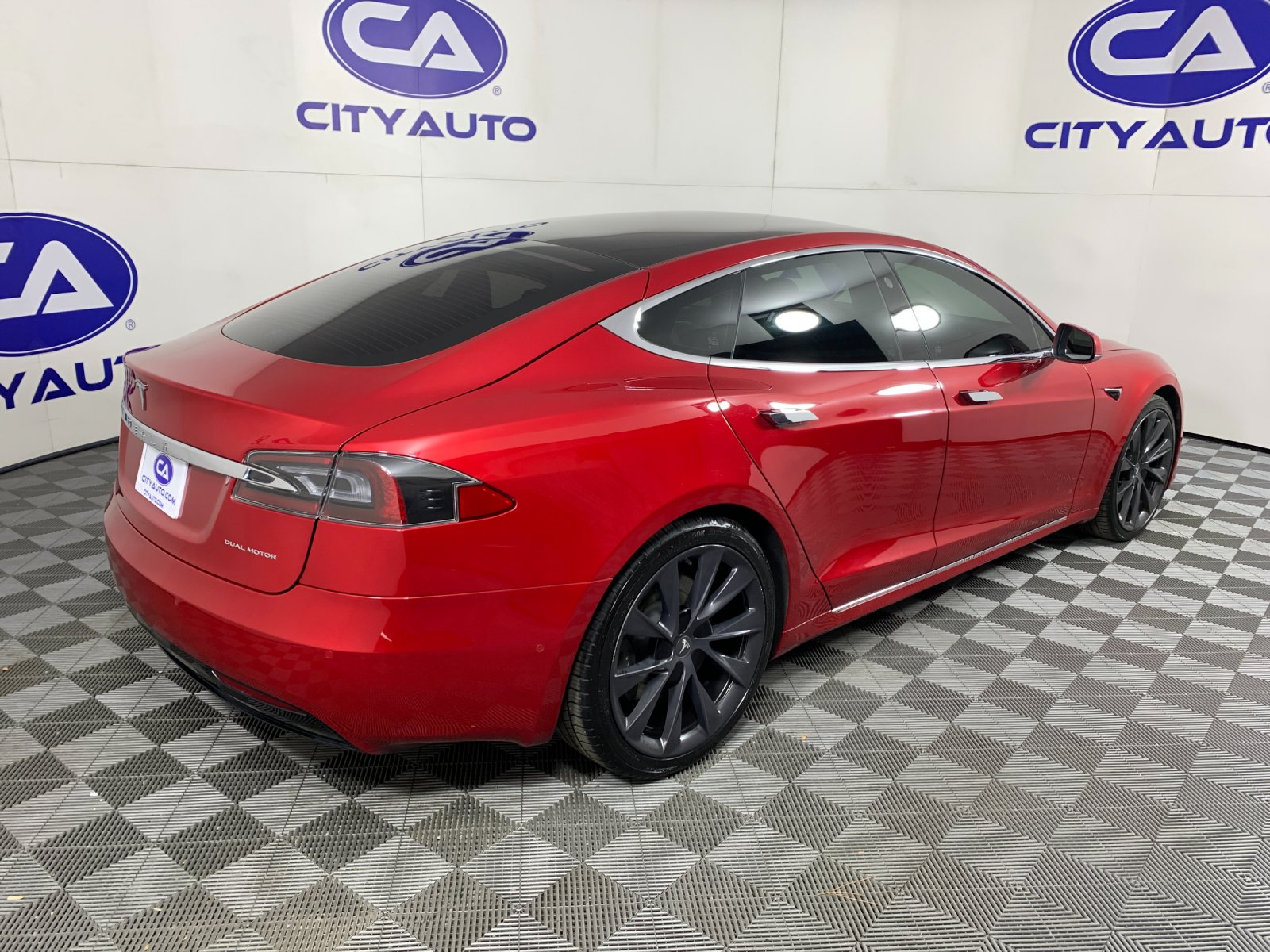 Used 2020 Tesla Model S Hatchback