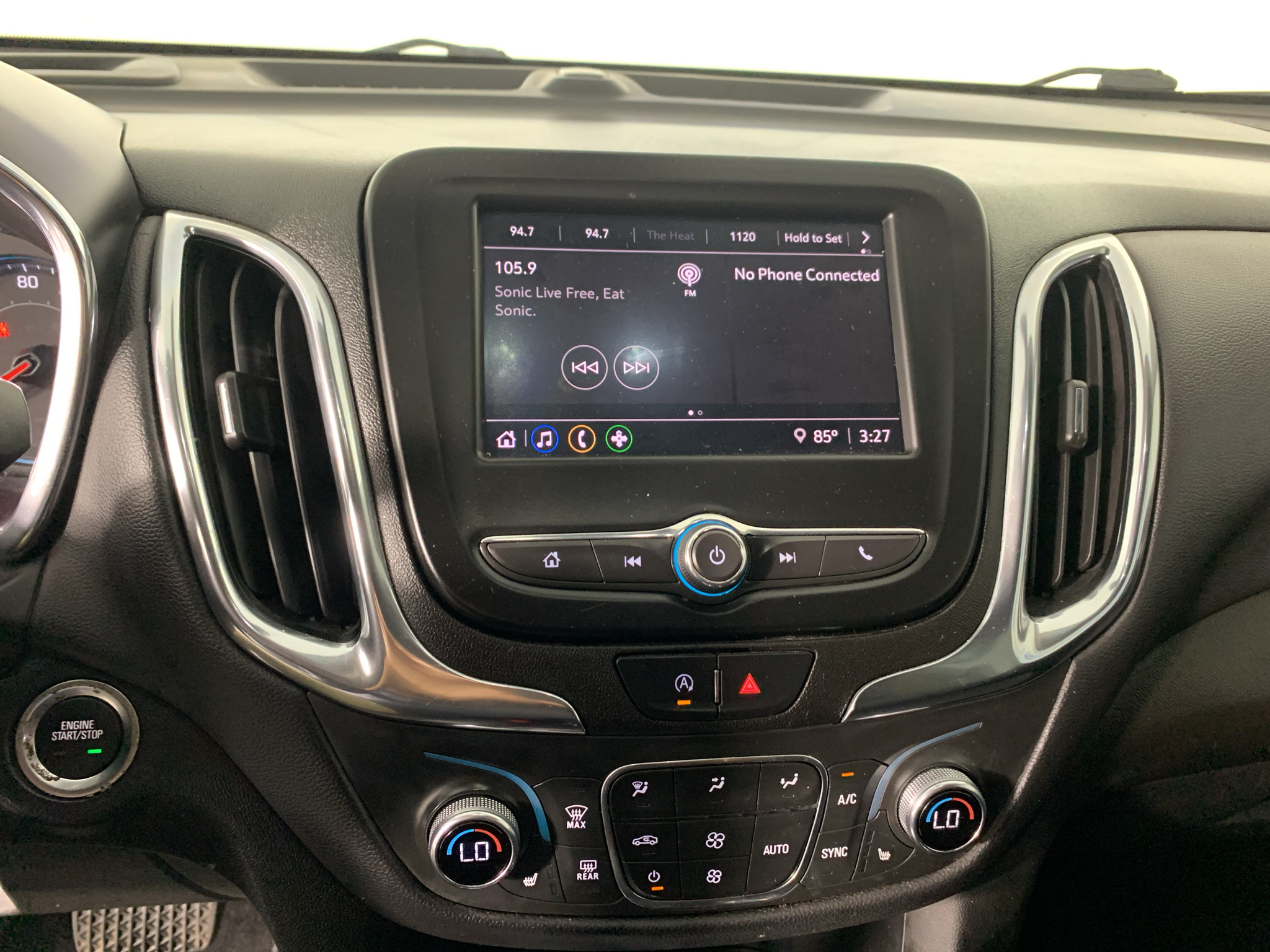 Used 2023 Chevrolet Equinox SUV