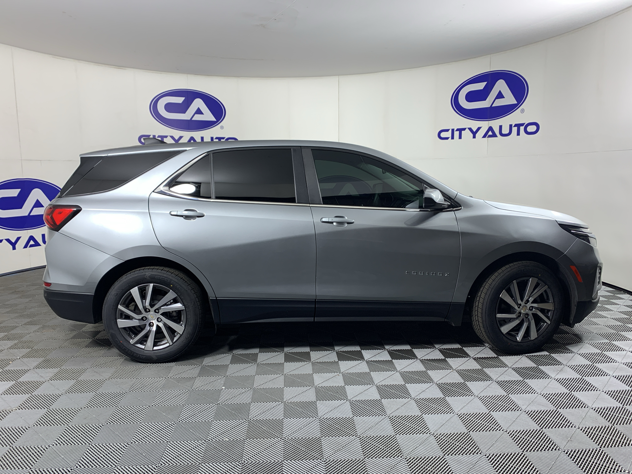 Used 2023 Chevrolet Equinox SUV