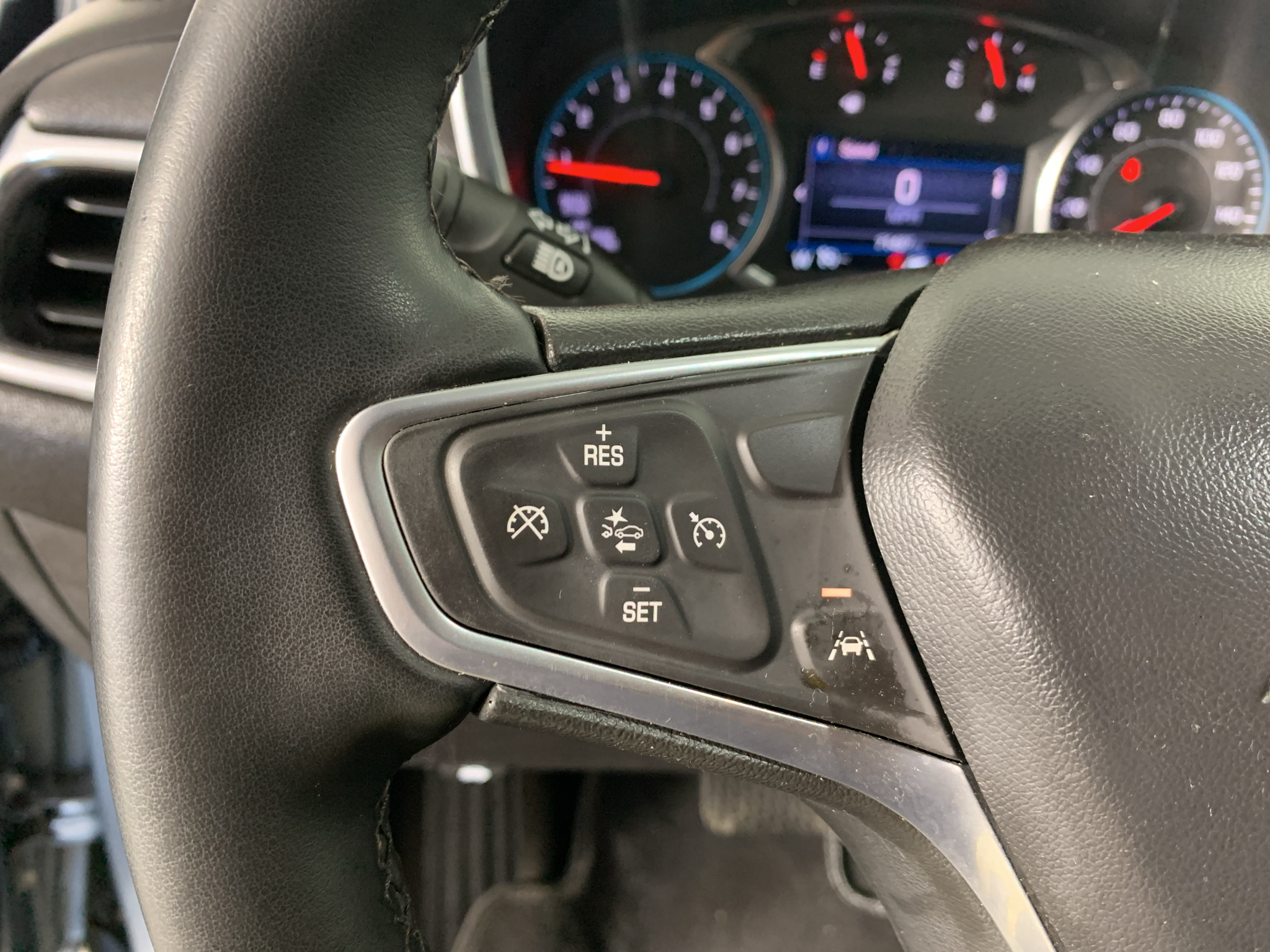 Used 2023 Chevrolet Equinox SUV
