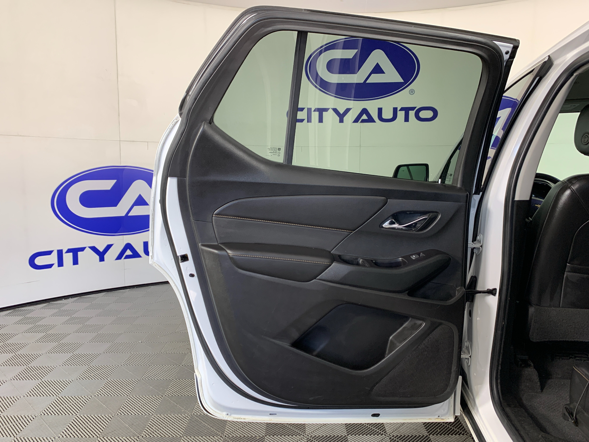 Used 2019 Chevrolet Traverse SUV