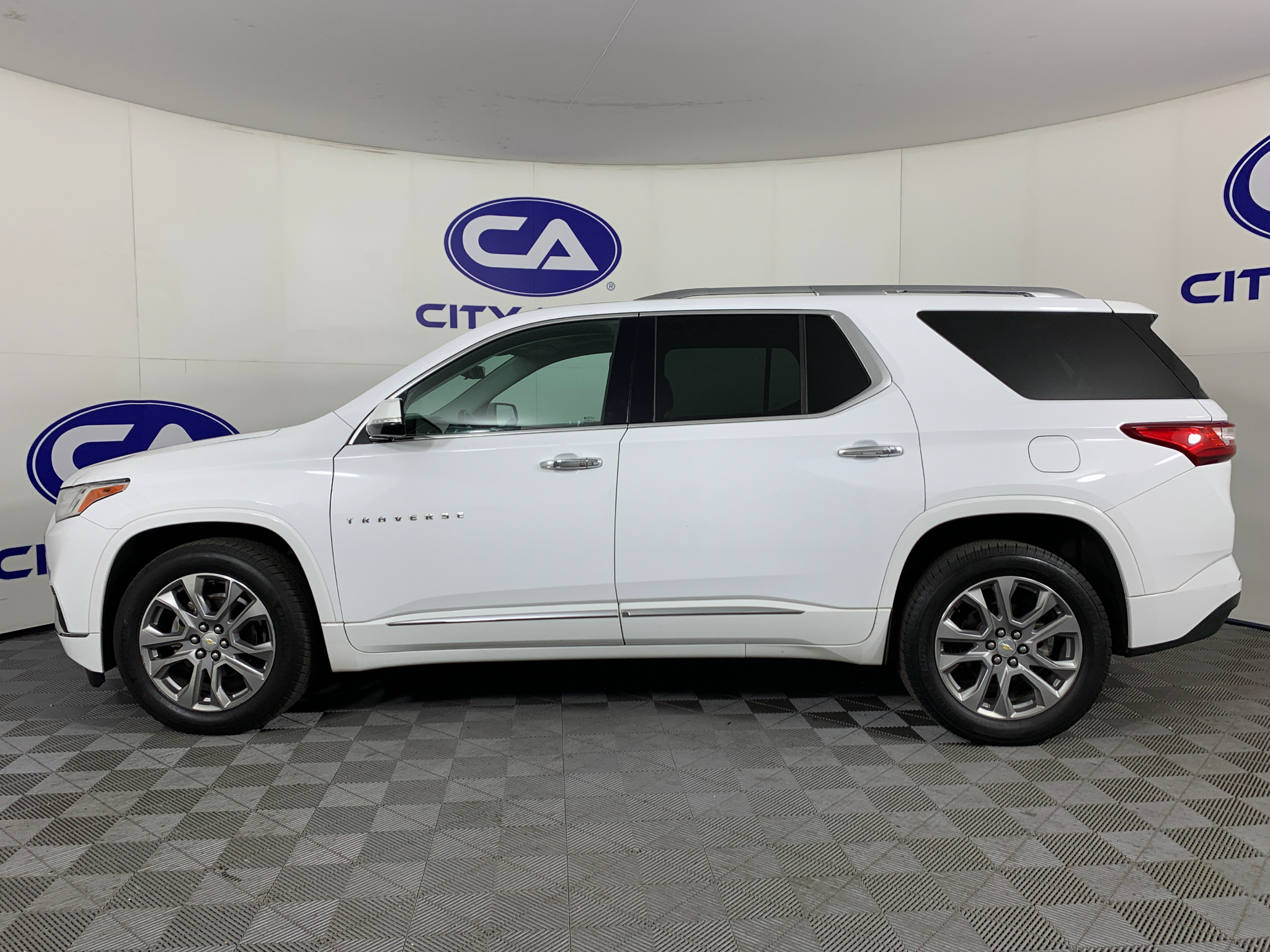 Used 2019 Chevrolet Traverse SUV