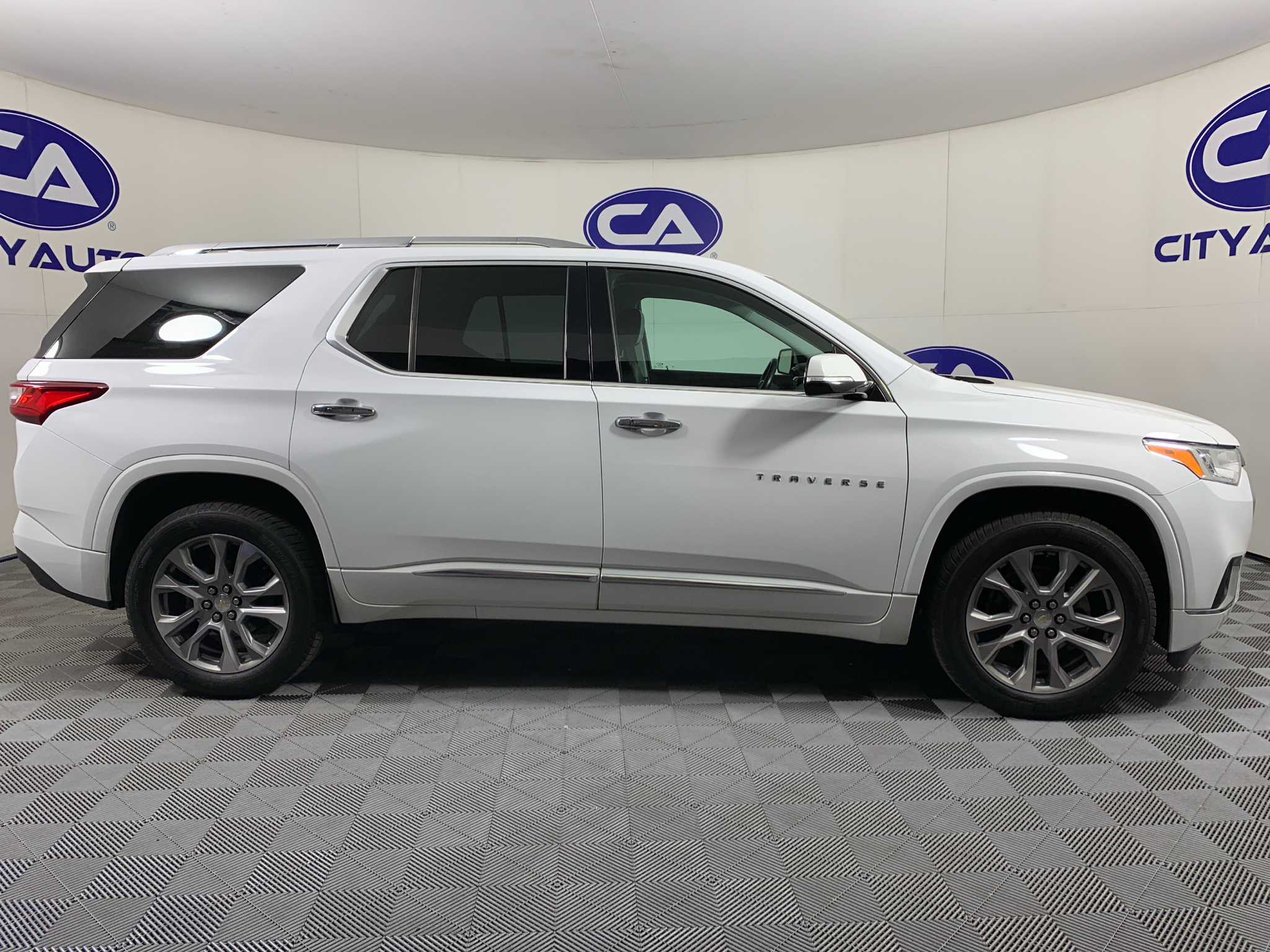 Used 2019 Chevrolet Traverse SUV