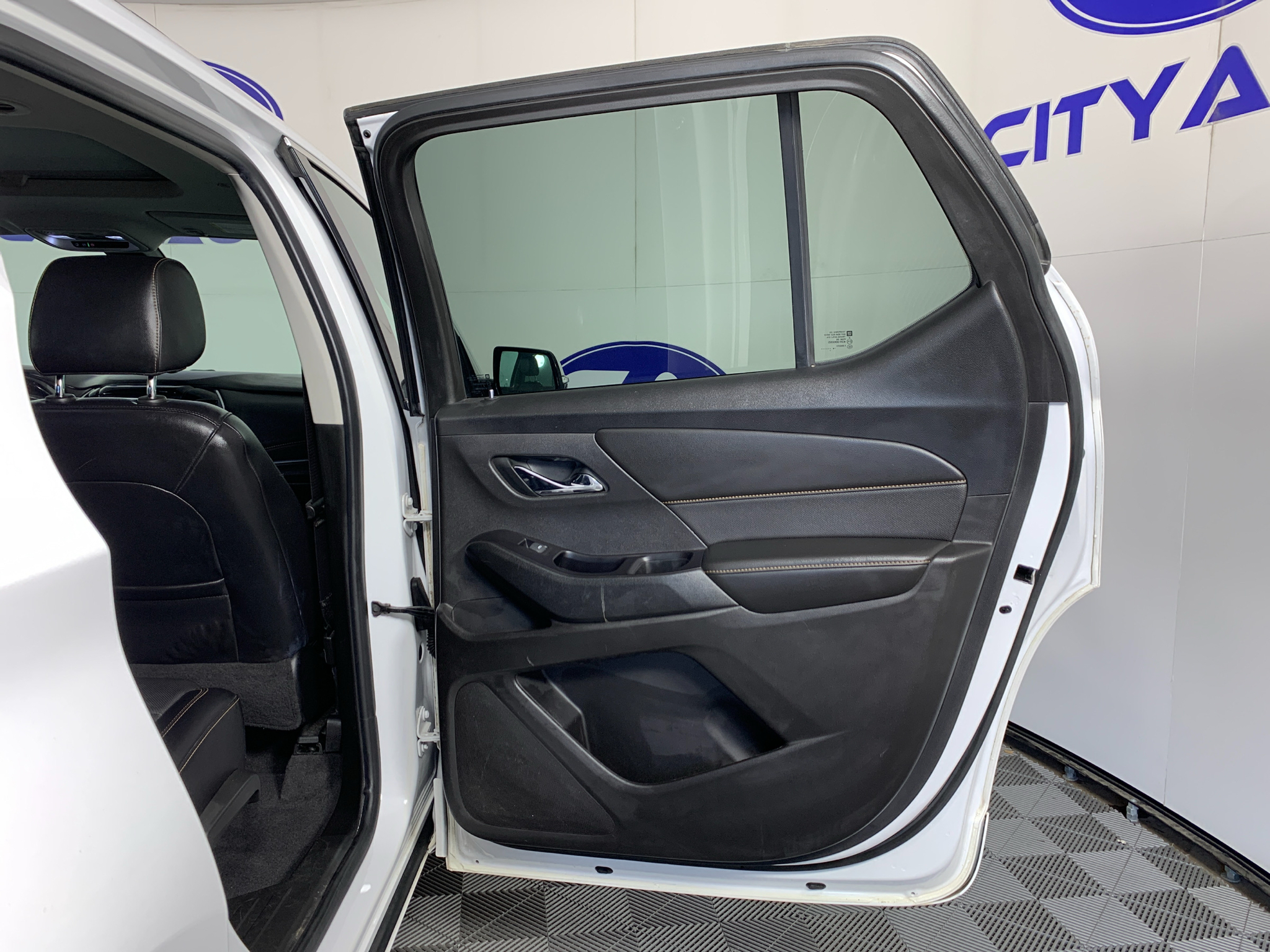 Used 2019 Chevrolet Traverse SUV