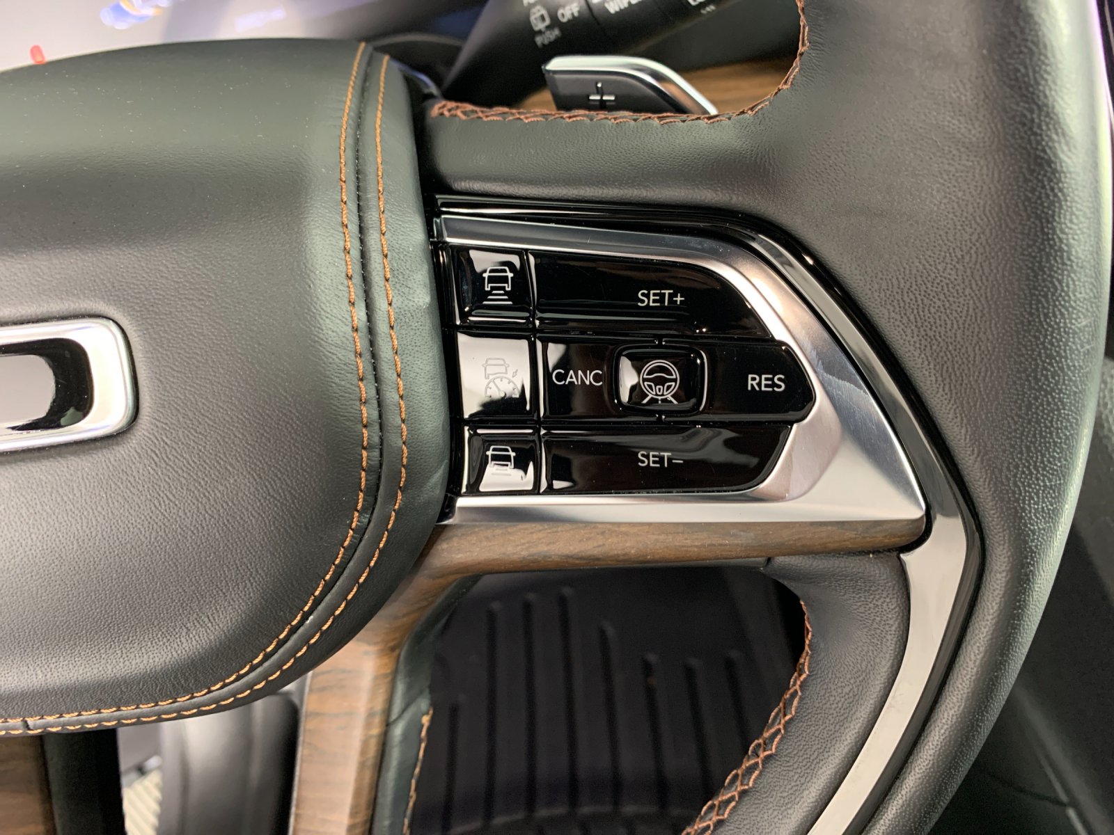 Used 2023 Jeep Grand Cherokee L SUV