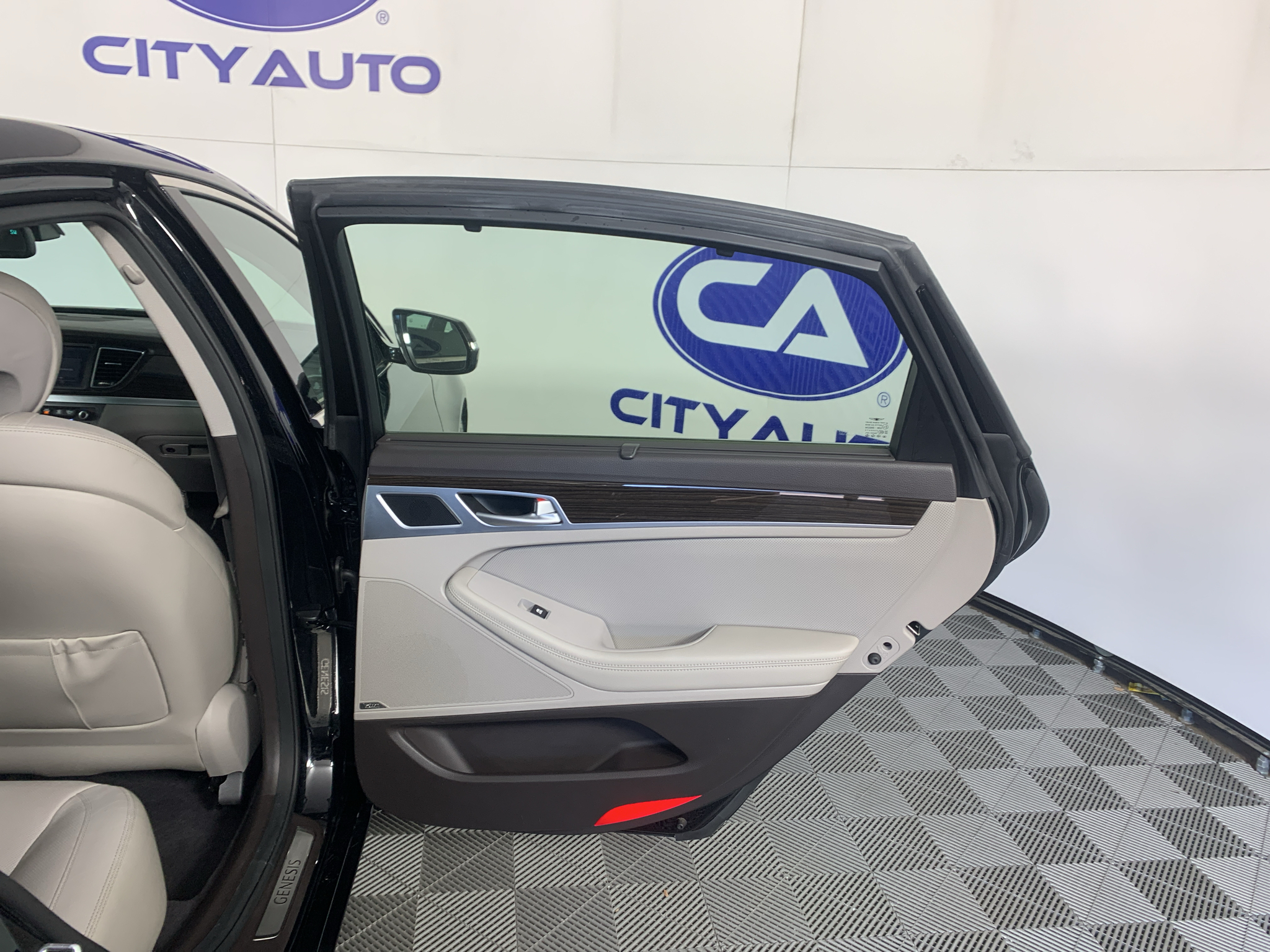 Used 2017 Genesis G80 Sedan