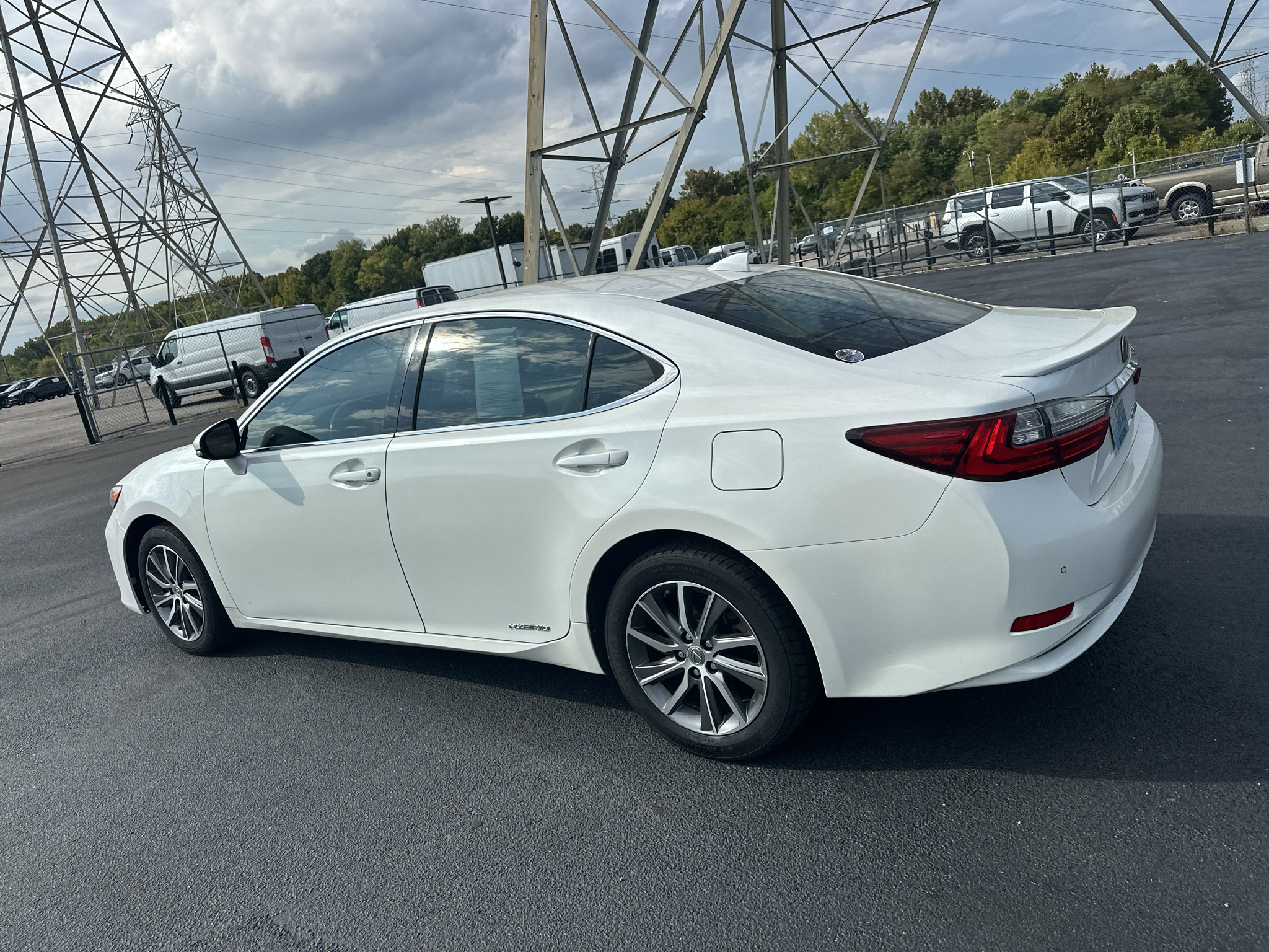 Used 2016 Lexus ES 300h Sedan