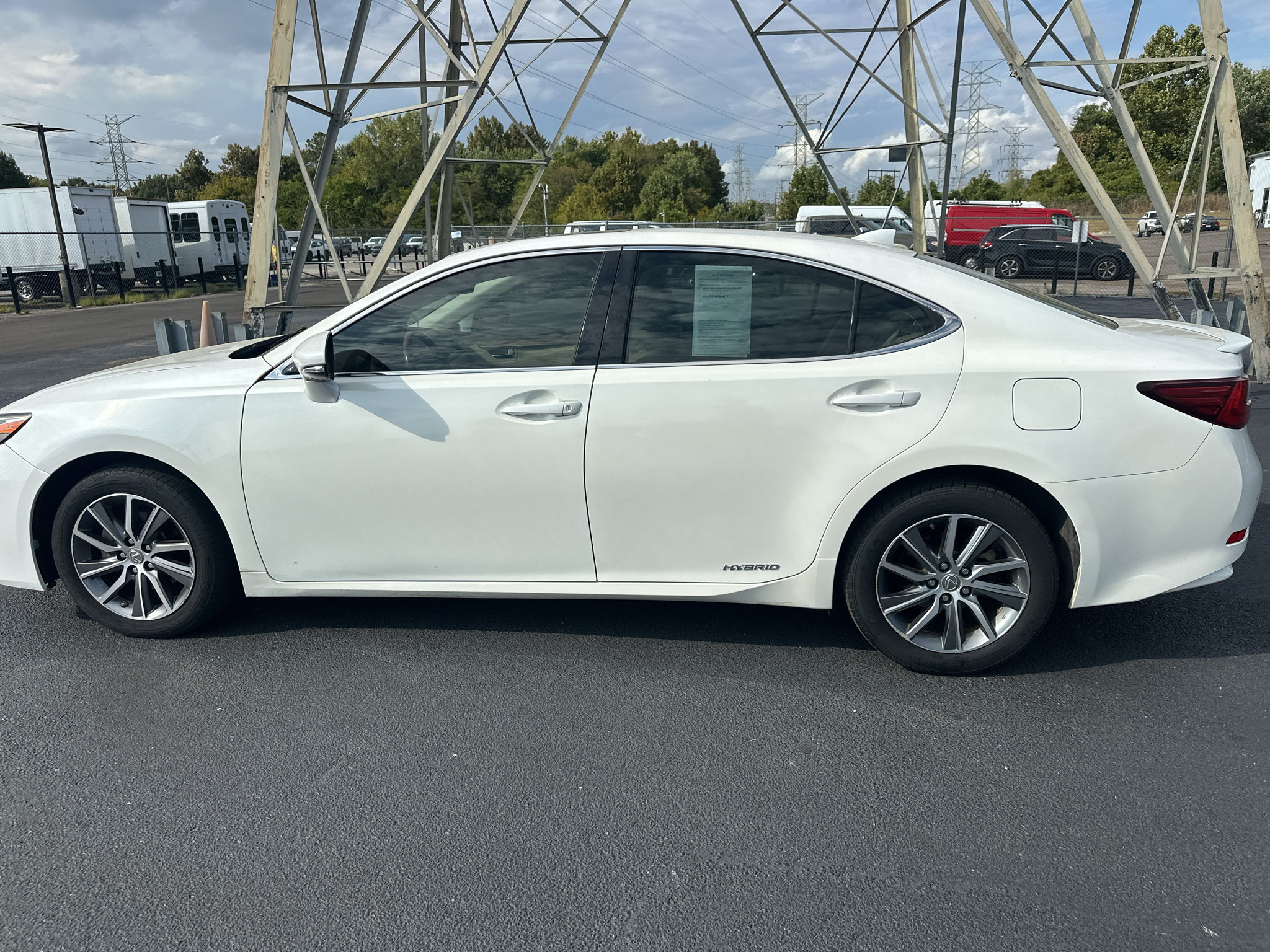 Used 2016 Lexus ES 300h Sedan