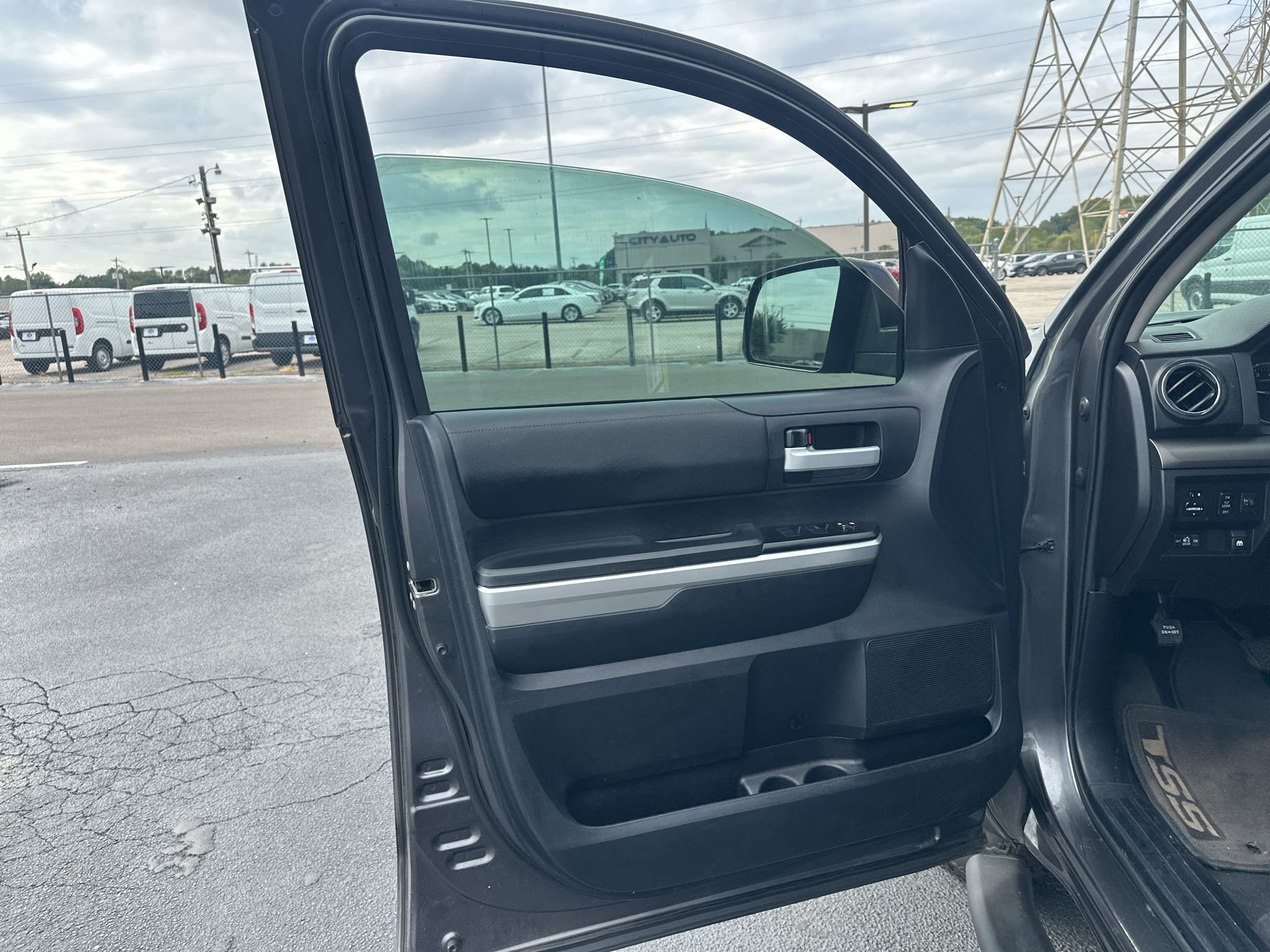 Used 2016 Toyota Tundra Truck