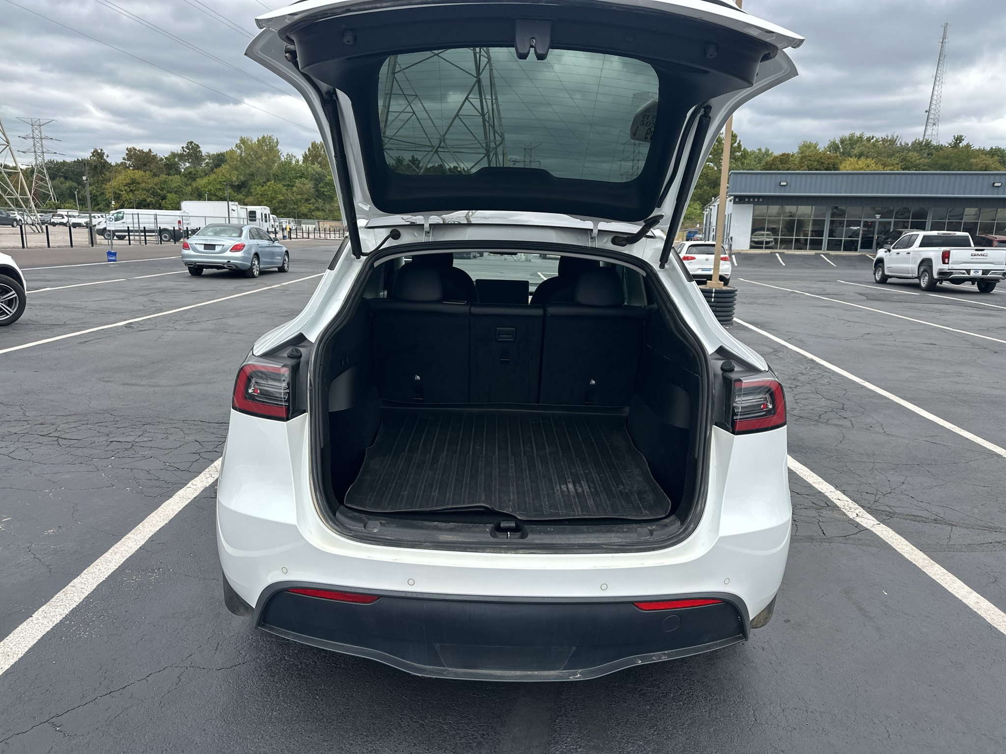 Used 2021 Tesla Model Y SUV