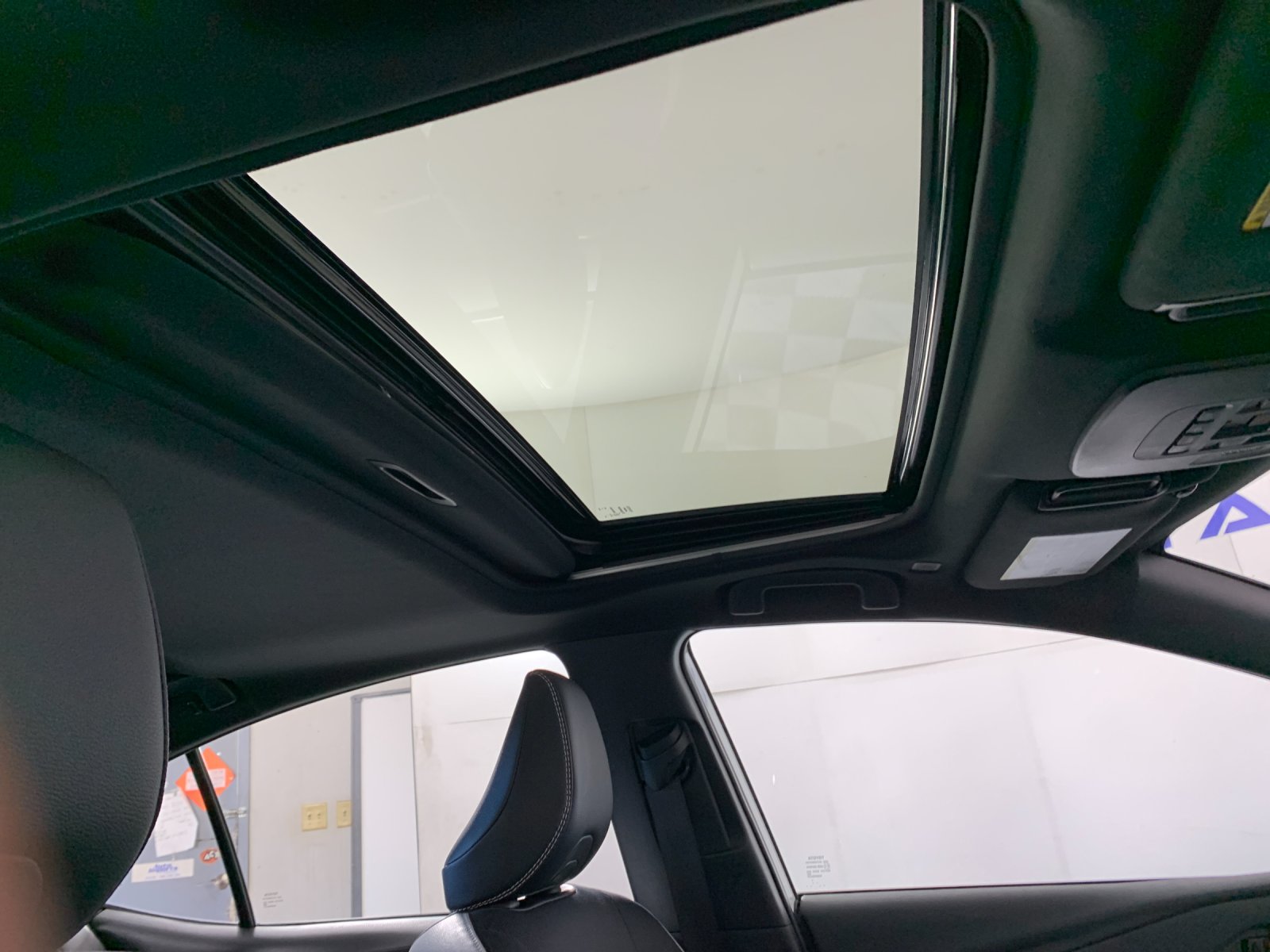 Vehicle photo 40