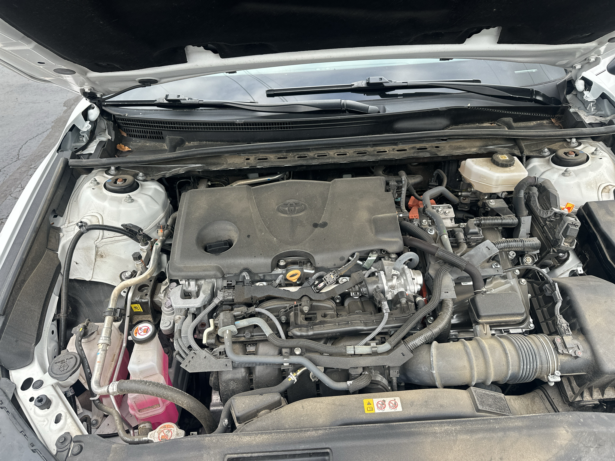 Used 2025 Toyota Camry Hybrid Sedan