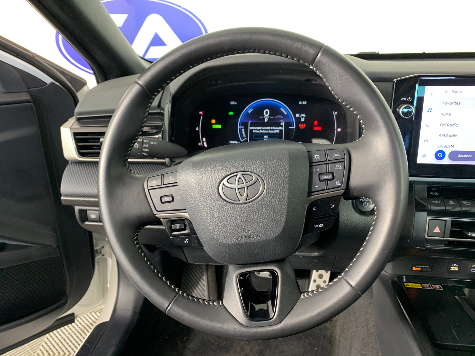 Vehicle photo 21