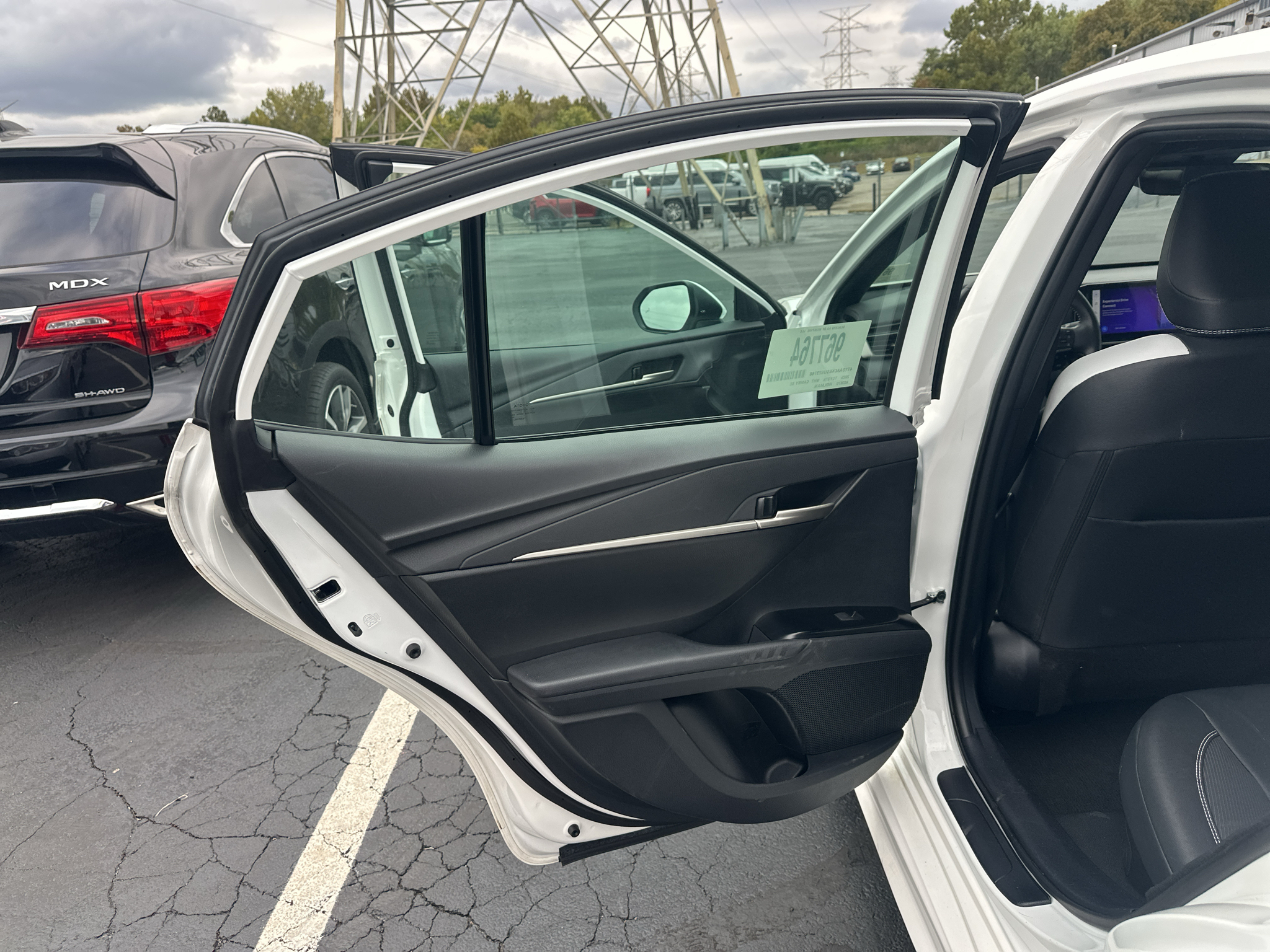 Used 2025 Toyota Camry Hybrid Sedan