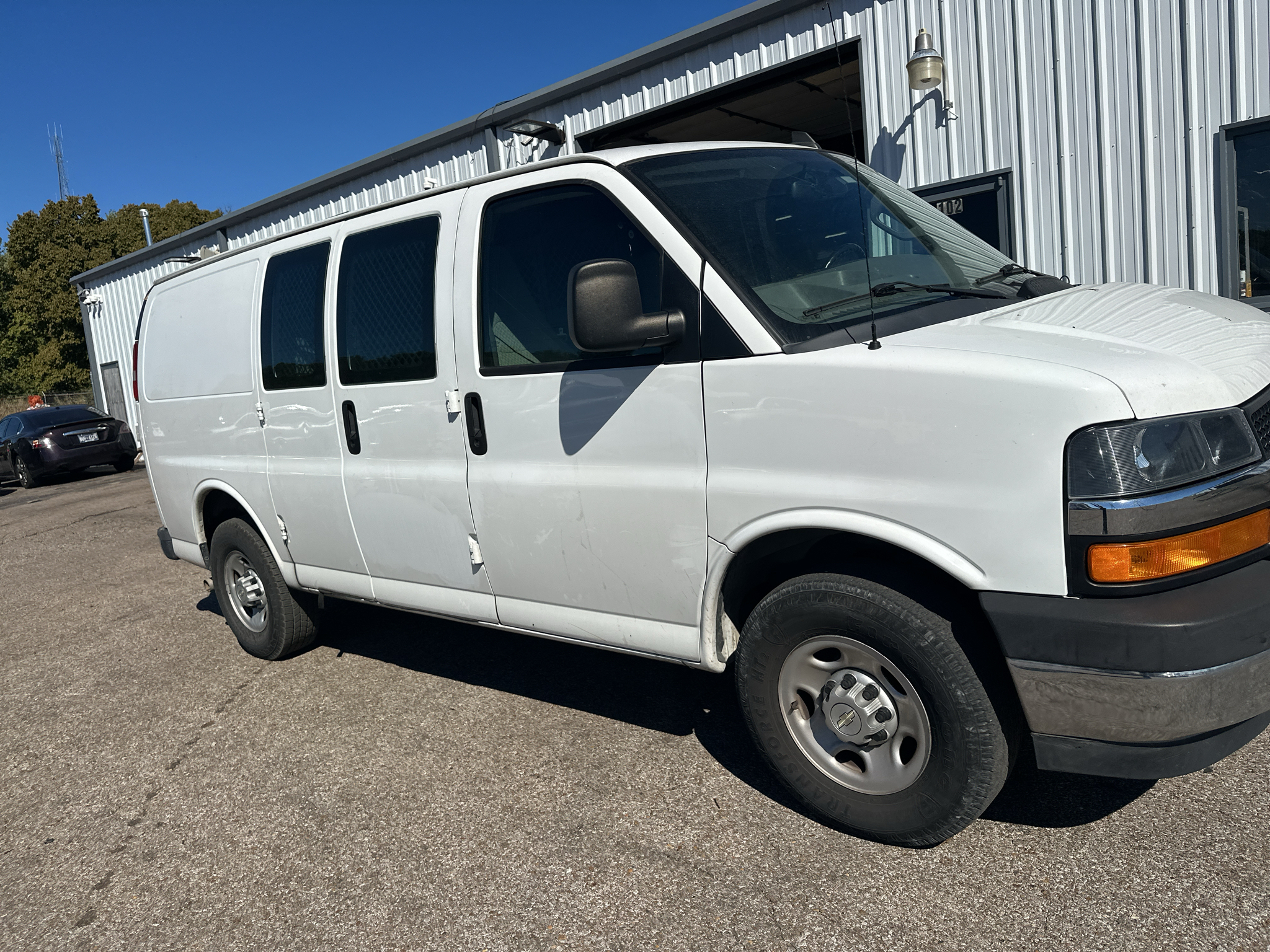 Used 2022 Chevrolet Express 2500 Van