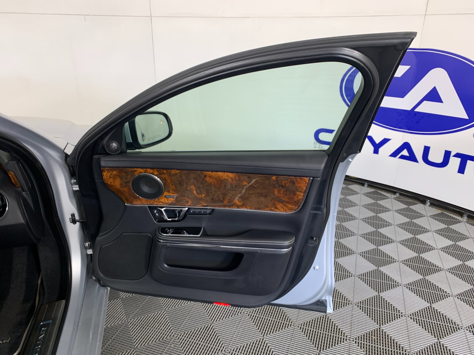 Used 2019 Jaguar XJ Sedan