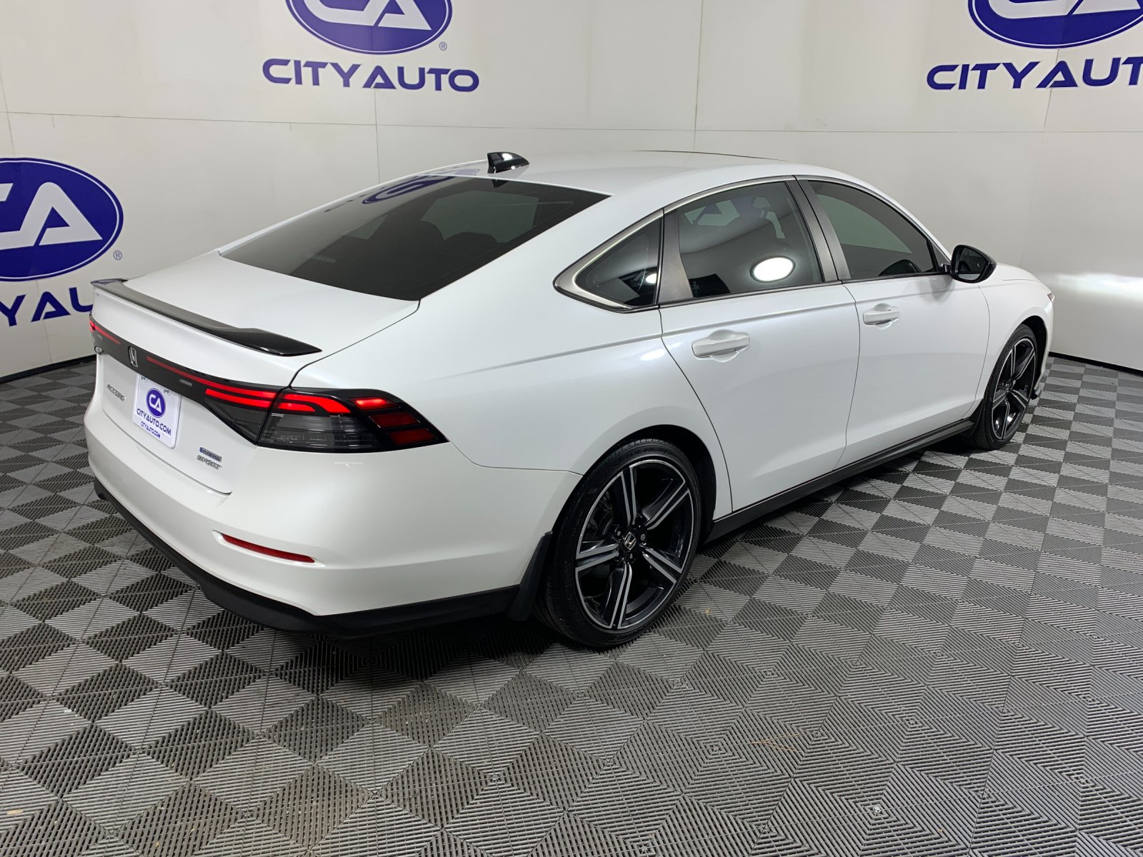 Used 2023 Honda Accord Hybrid Sedan