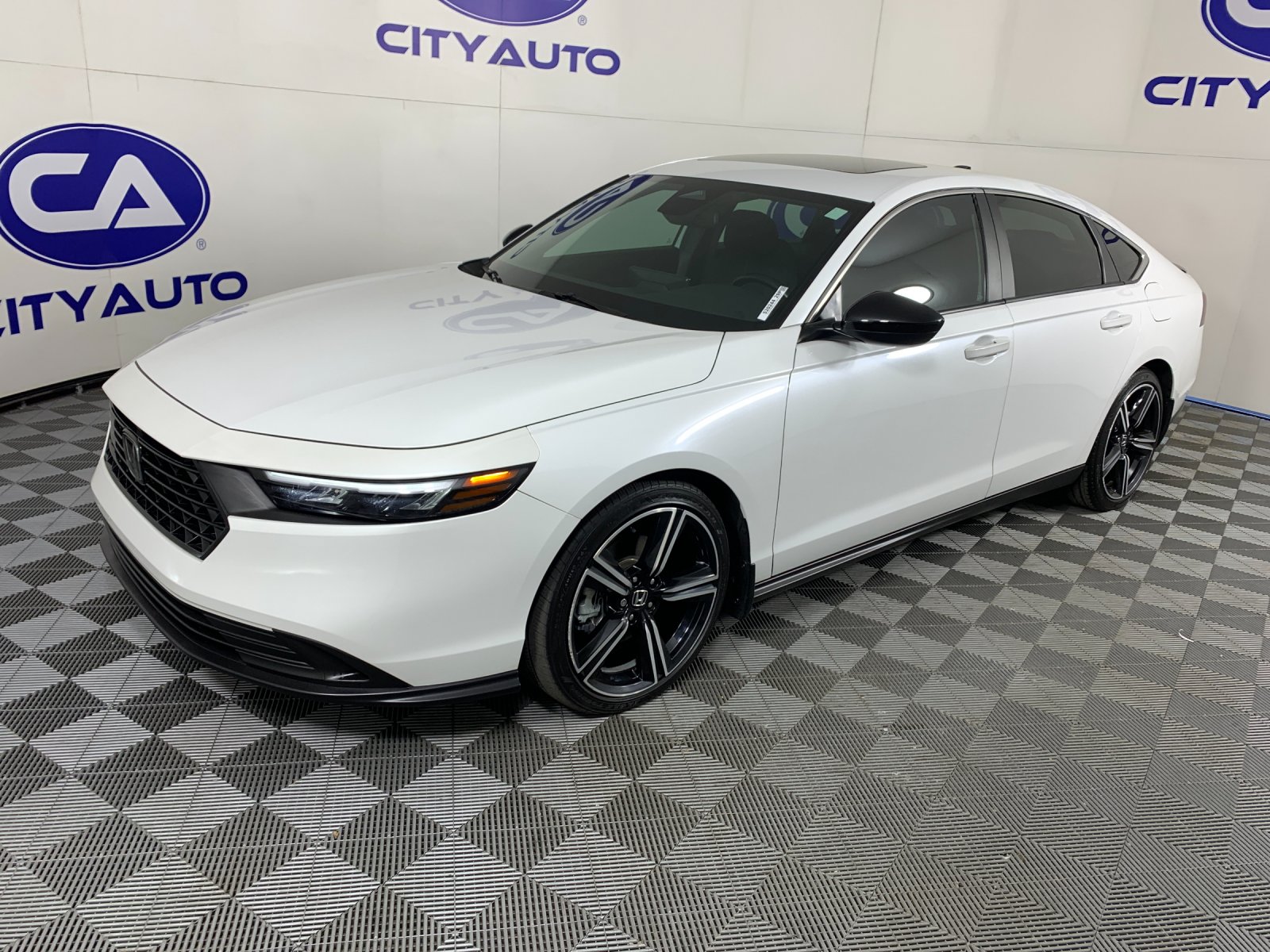 Used 2023 Honda Accord Hybrid Sedan
