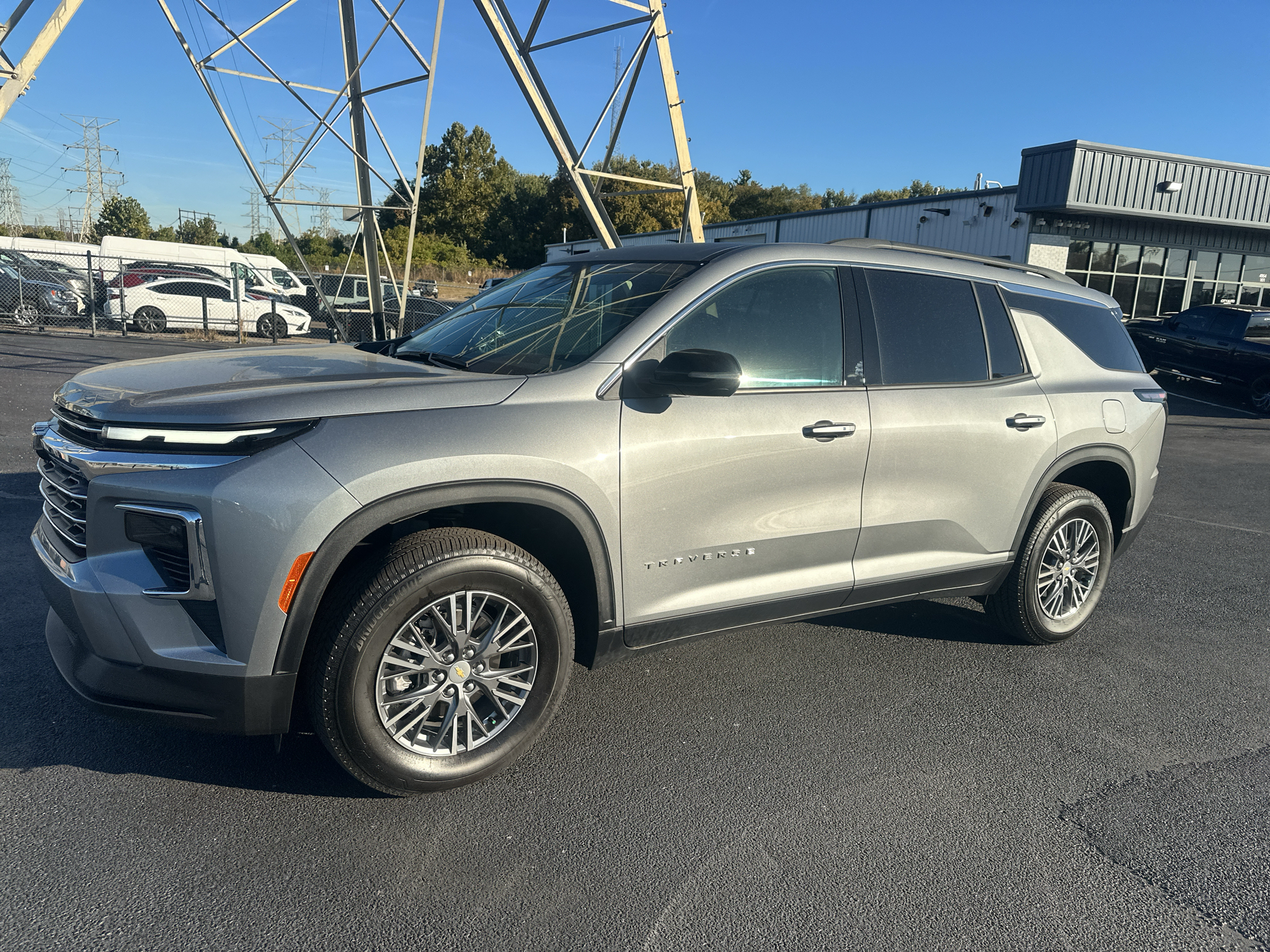 2026 Chevrolet Traverse FWD LT