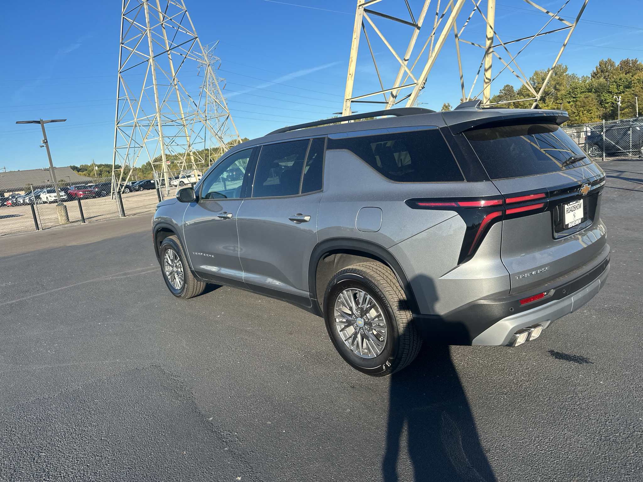 Vehicle photo 7