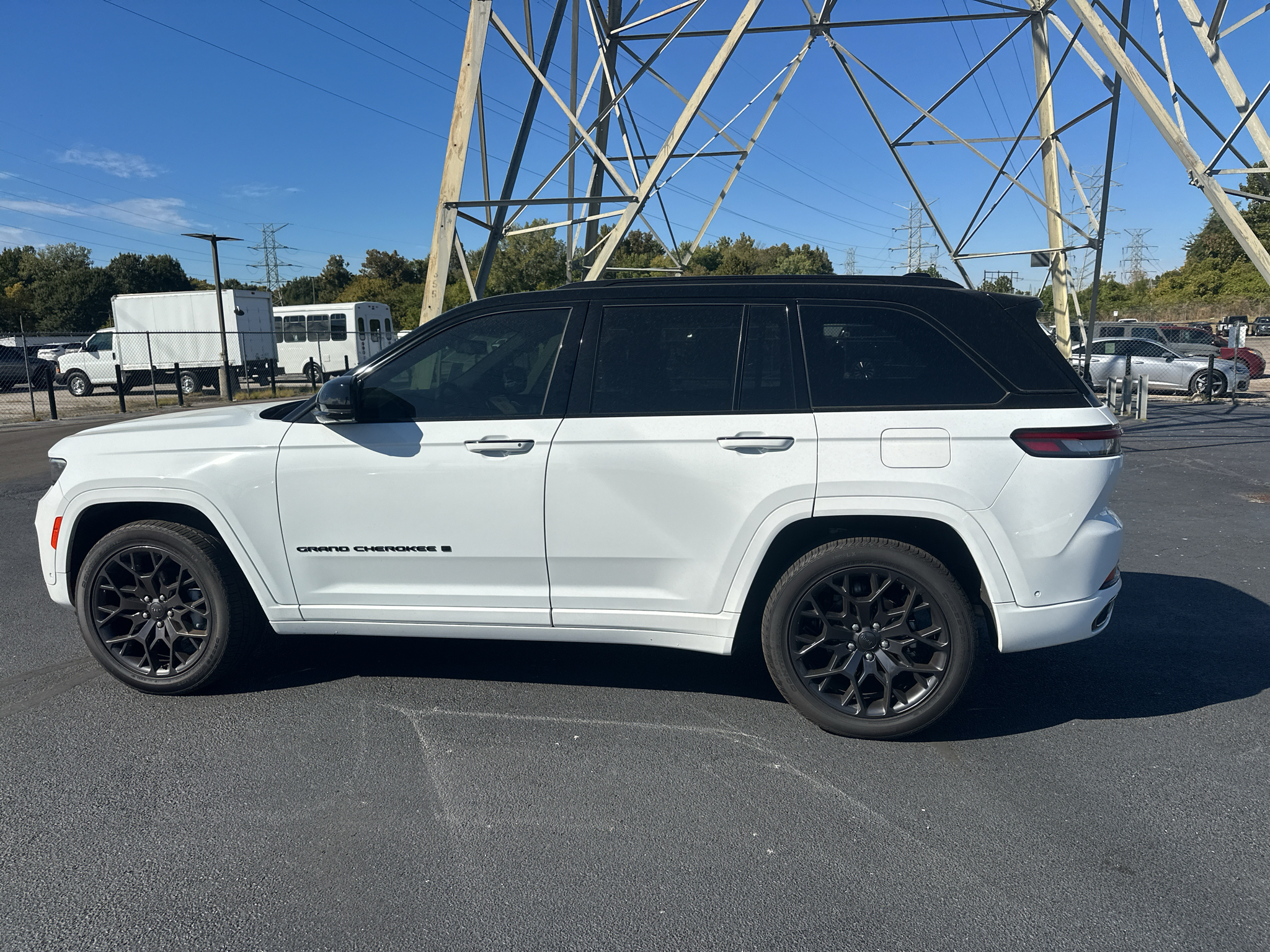 Used 2025 Jeep Grand Cherokee SUV
