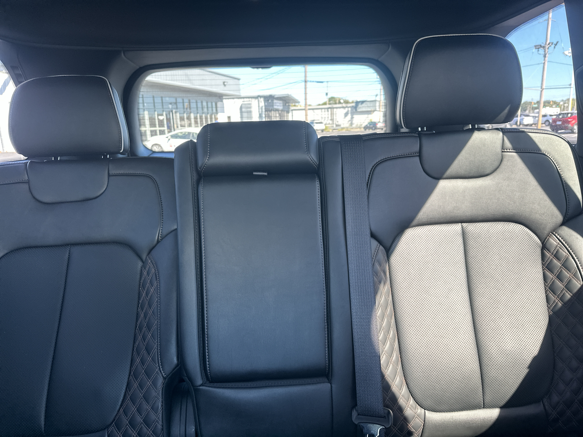 Used 2025 Jeep Grand Cherokee SUV