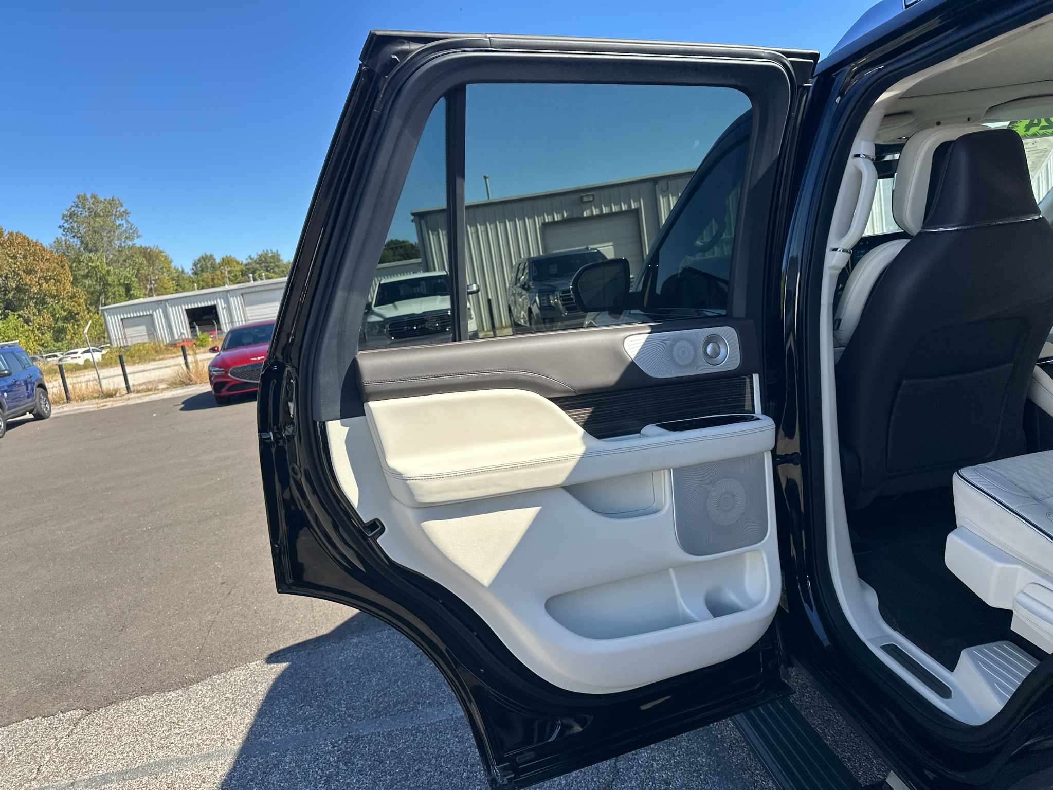 Used 2024 Lincoln Navigator SUV