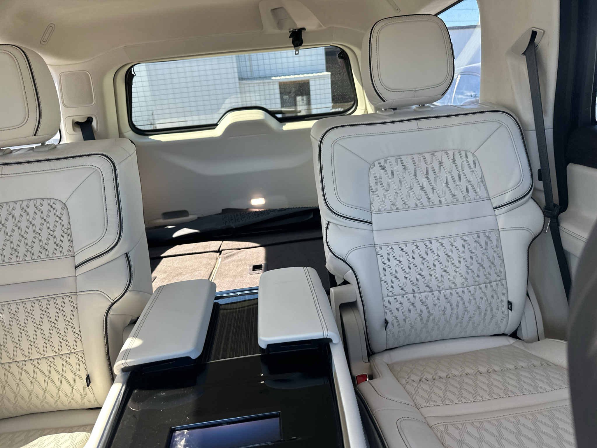 Used 2024 Lincoln Navigator SUV