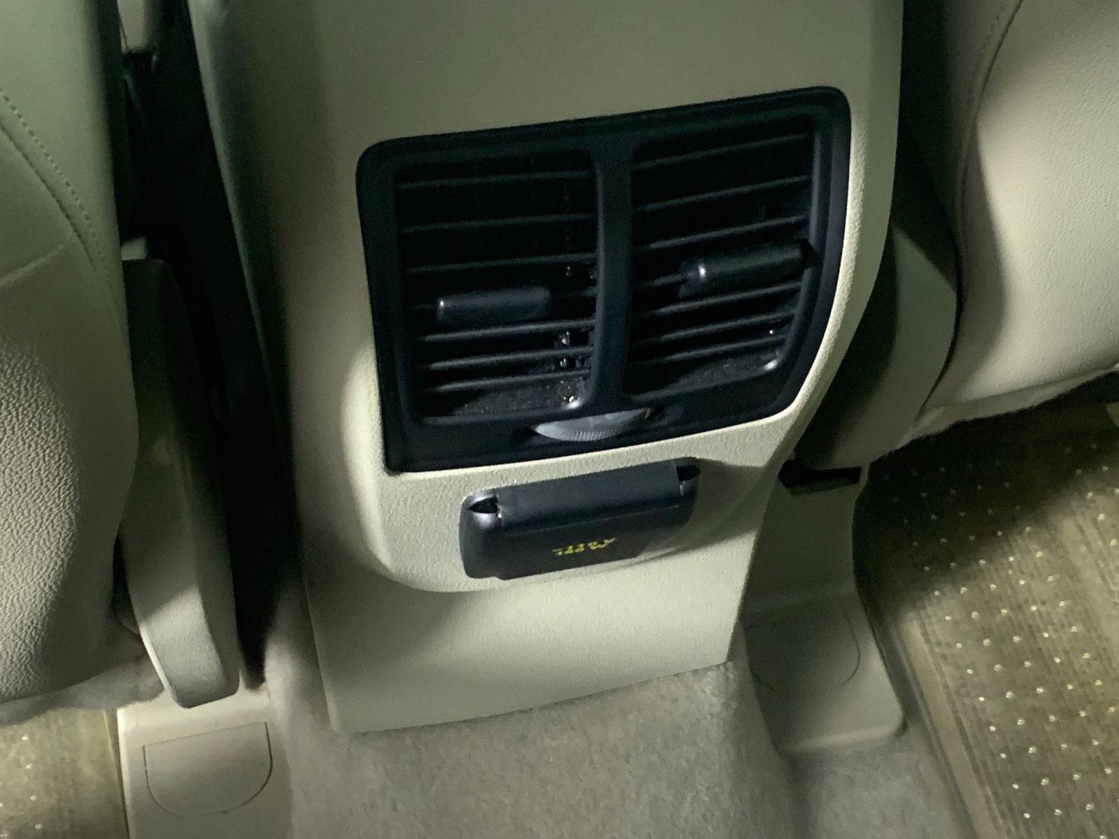 Vehicle photo 33