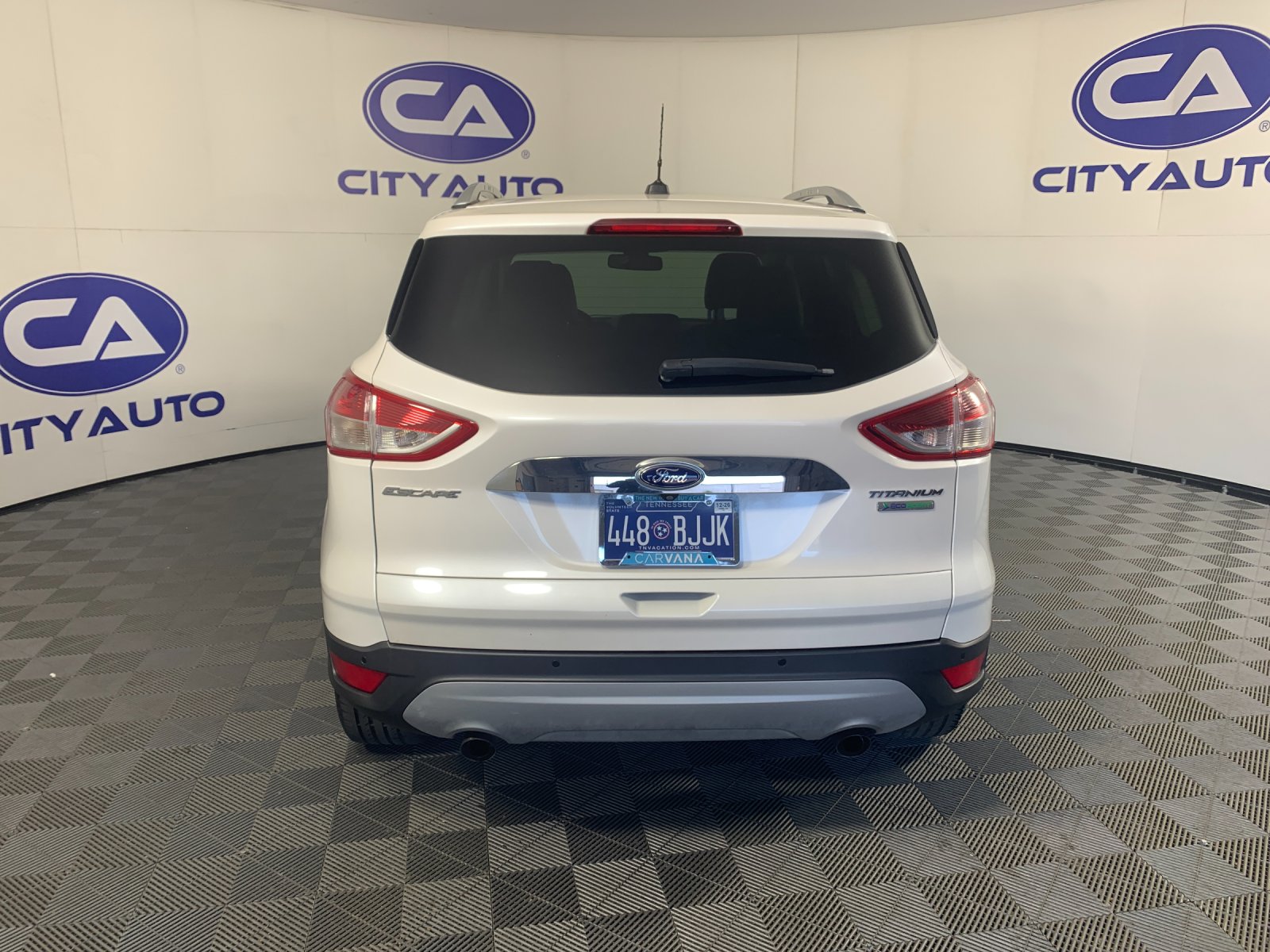 Vehicle photo 4