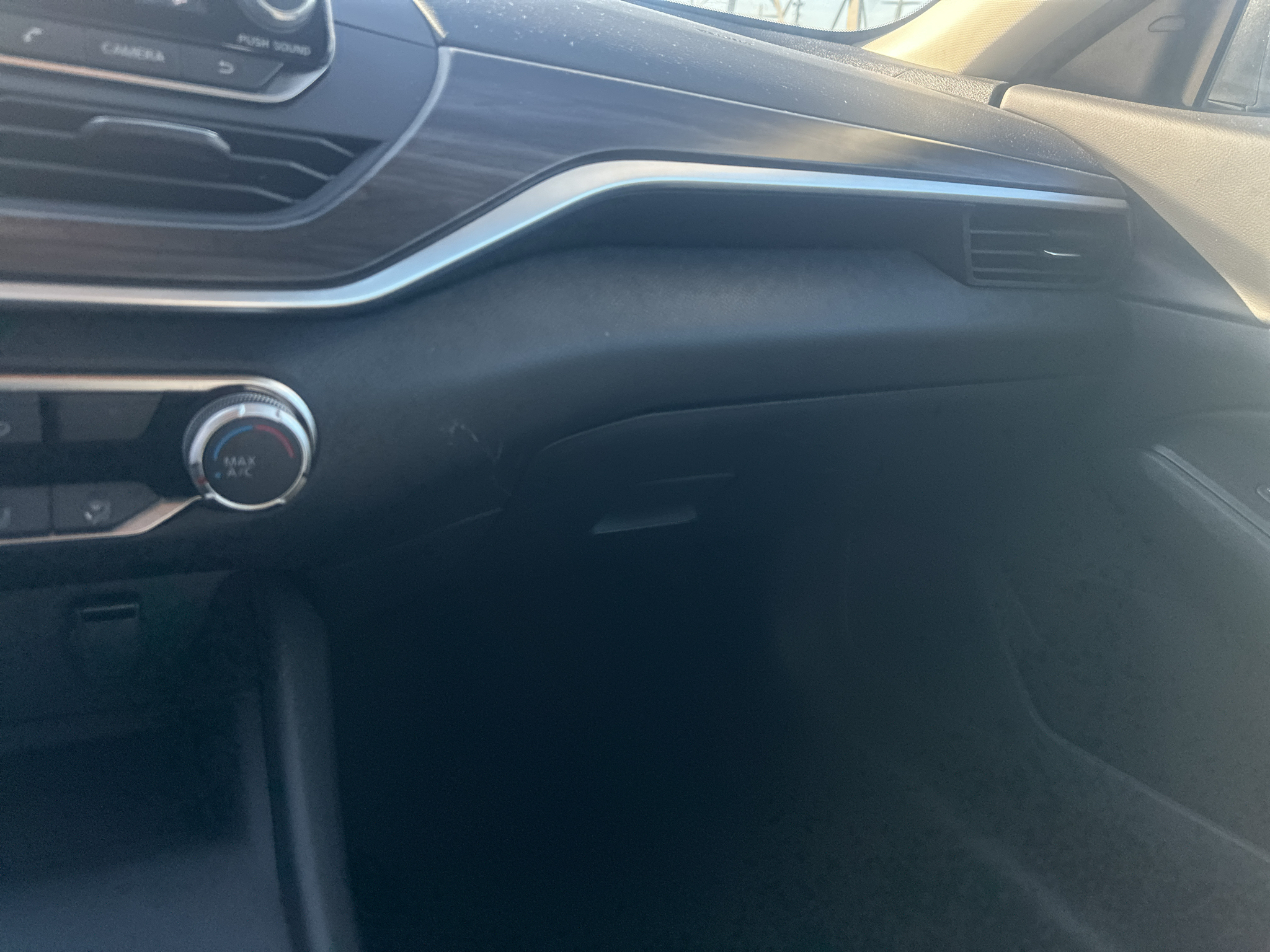 Vehicle photo 13