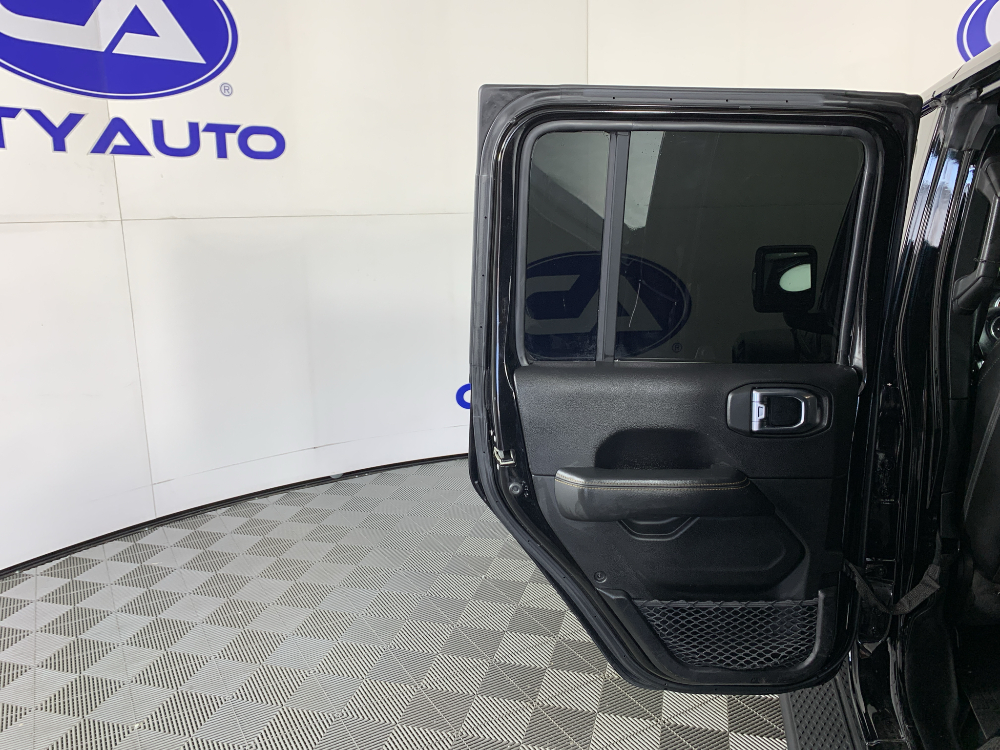 Used 2023 Jeep Gladiator Truck