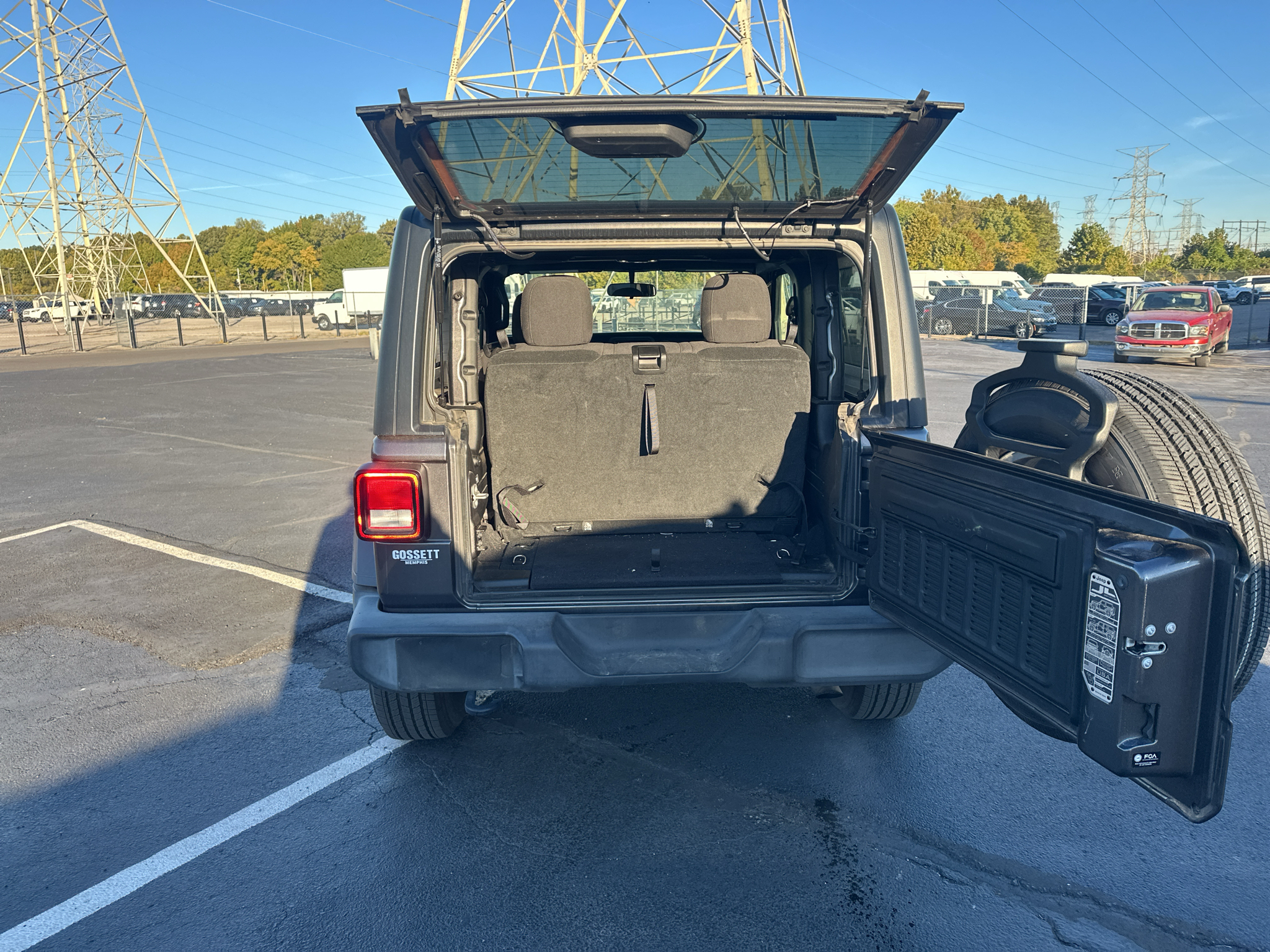 Used 2023 Jeep Wrangler SUV