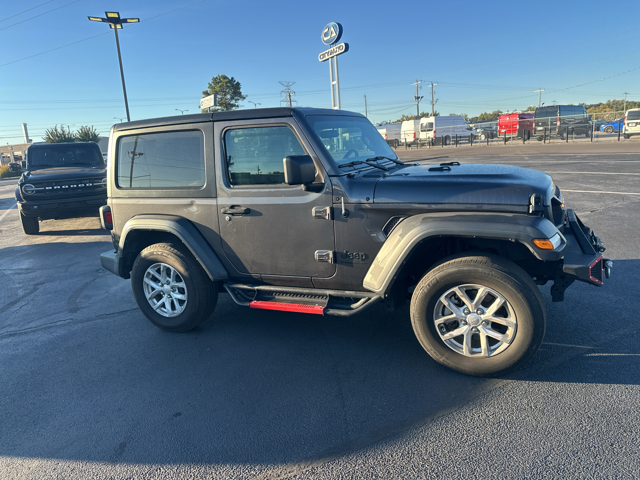 Used 2023 Jeep Wrangler SUV