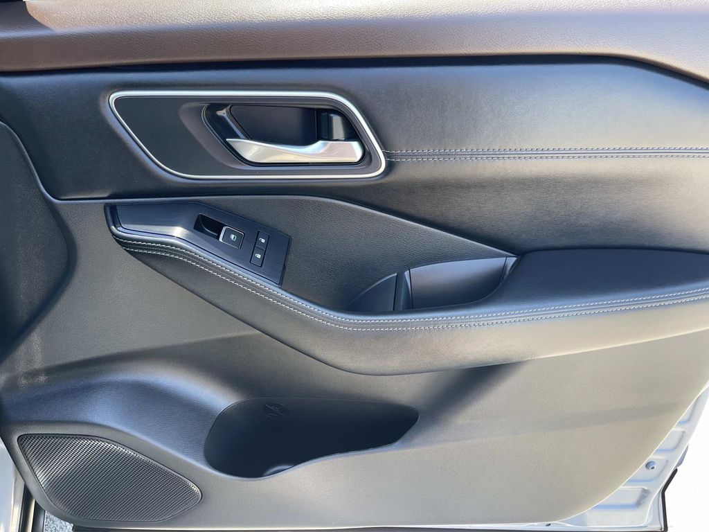 Used 2023 Nissan Rogue SUV