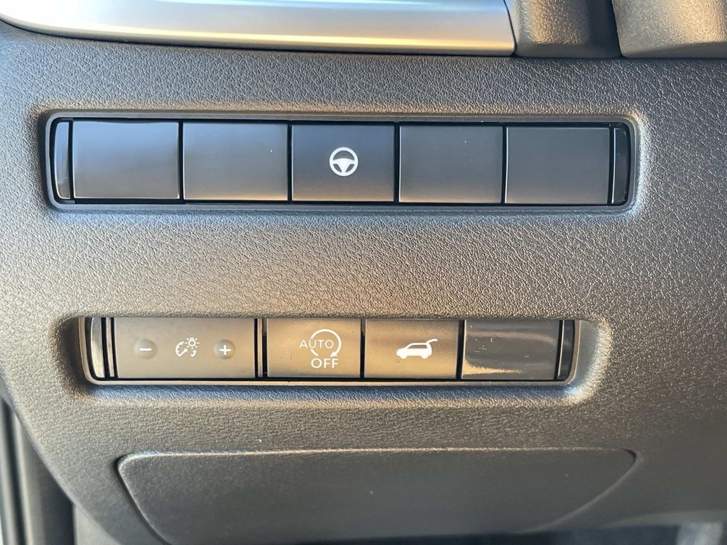 Used 2023 Nissan Rogue SUV