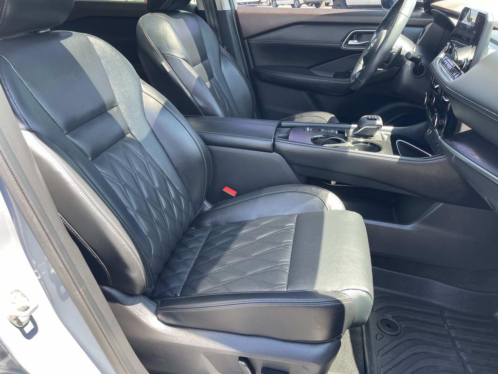 Used 2023 Nissan Rogue SUV