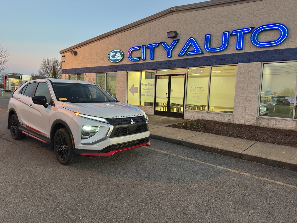 2024 Mitsubishi Eclipse Cross Ralliart's photo