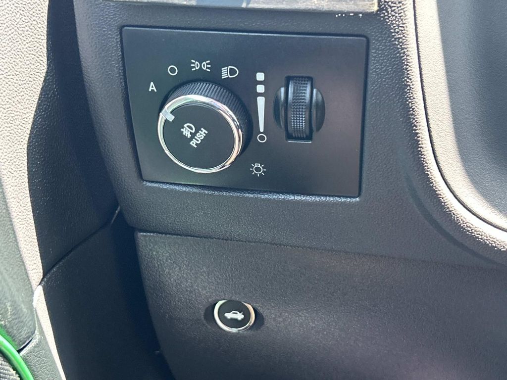 Used 2013 Dodge Challenger Coupe