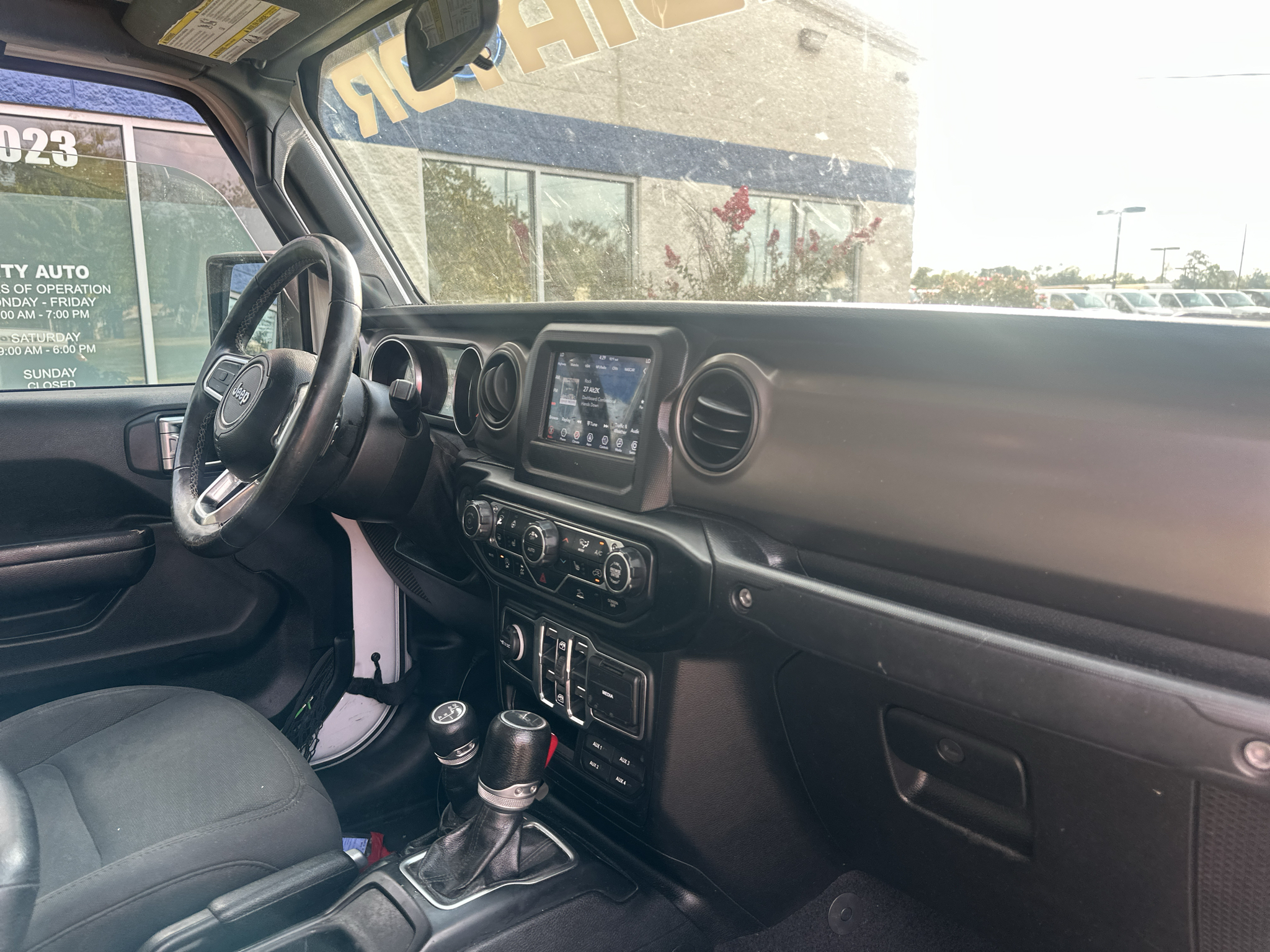 Used 2020 Jeep Gladiator Truck