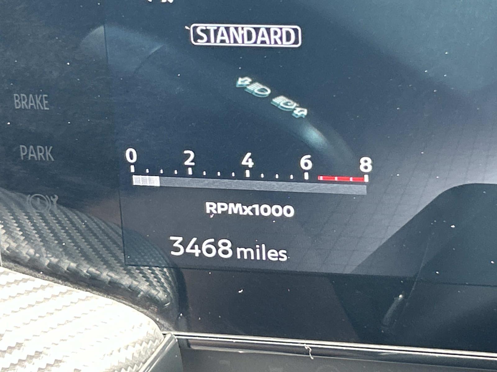 Vehicle photo 37