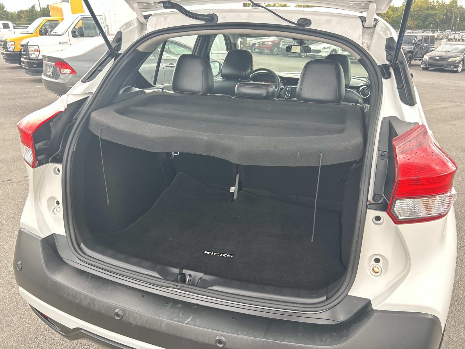 Used 2020 Nissan Kicks SUV