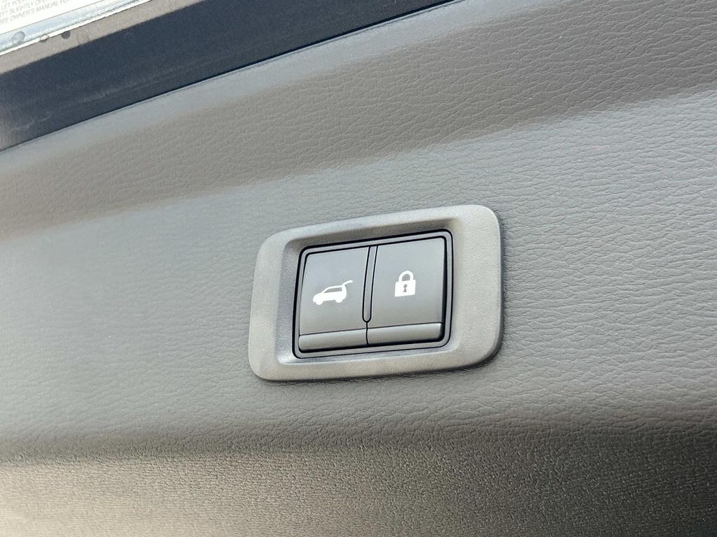 New 2026 Mitsubishi Outlander PHEV SUV