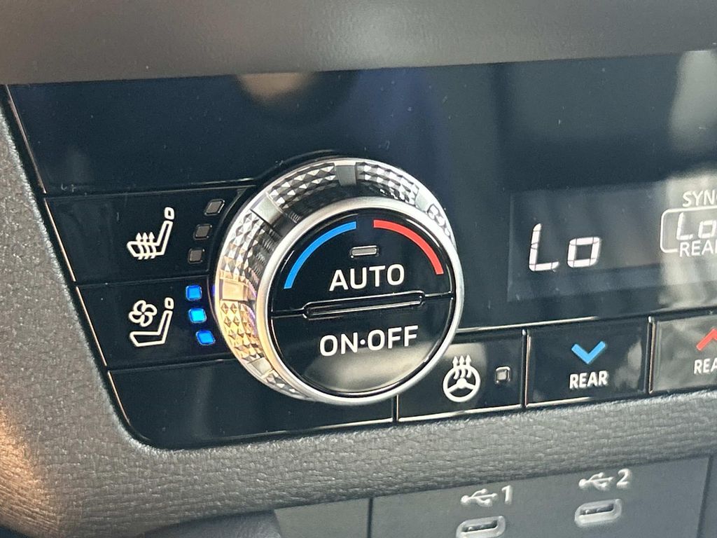 New 2026 Mitsubishi Outlander PHEV SUV