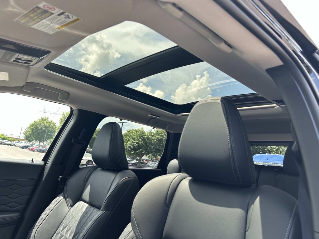 New 2026 Mitsubishi Outlander PHEV SUV